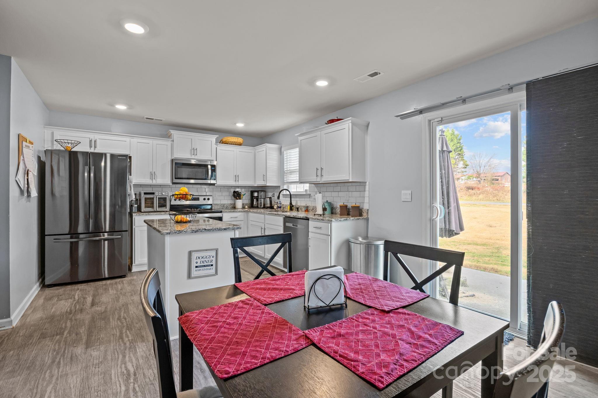 2124 Eastway Drive — Dallas