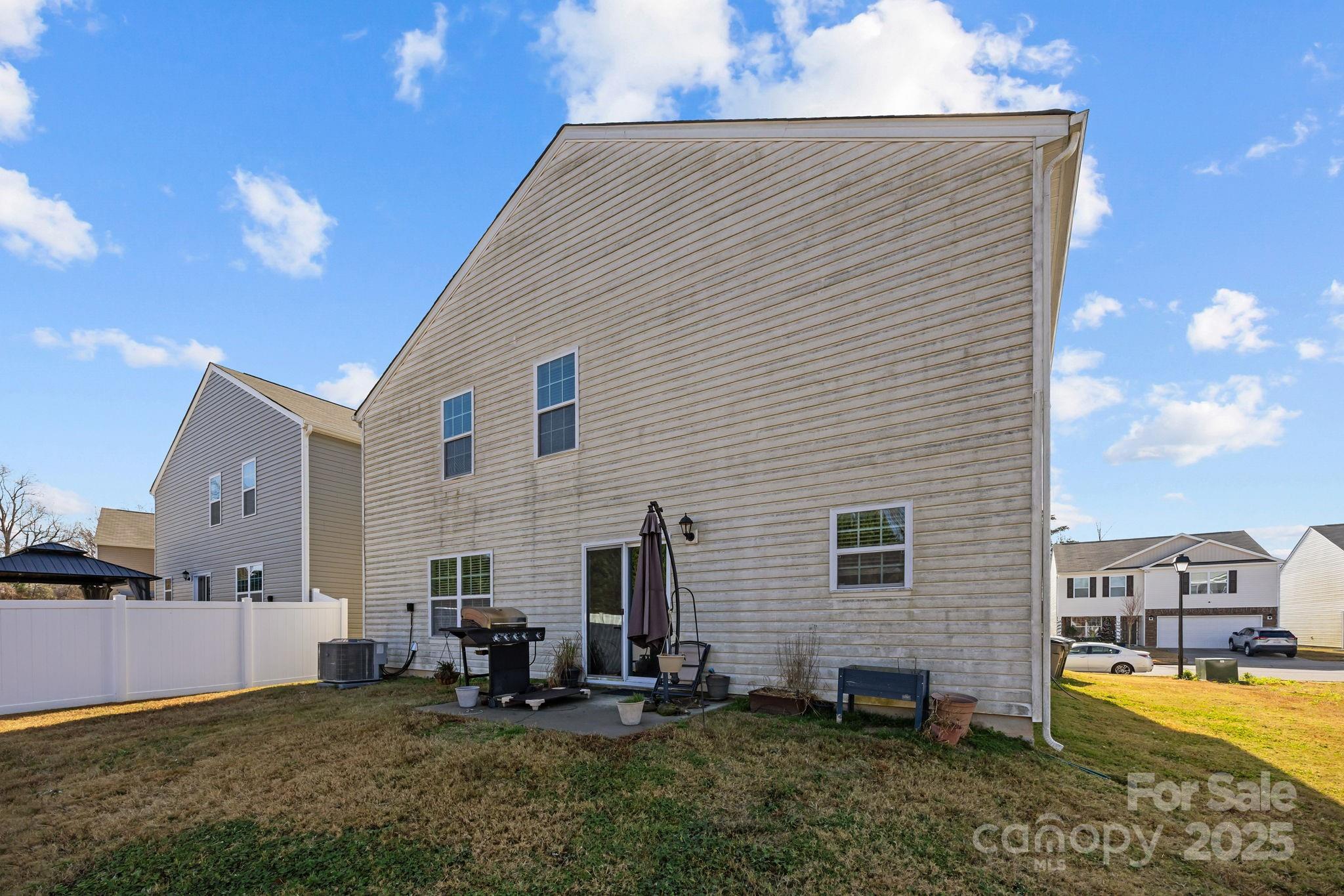 2124 Eastway Drive — Dallas
