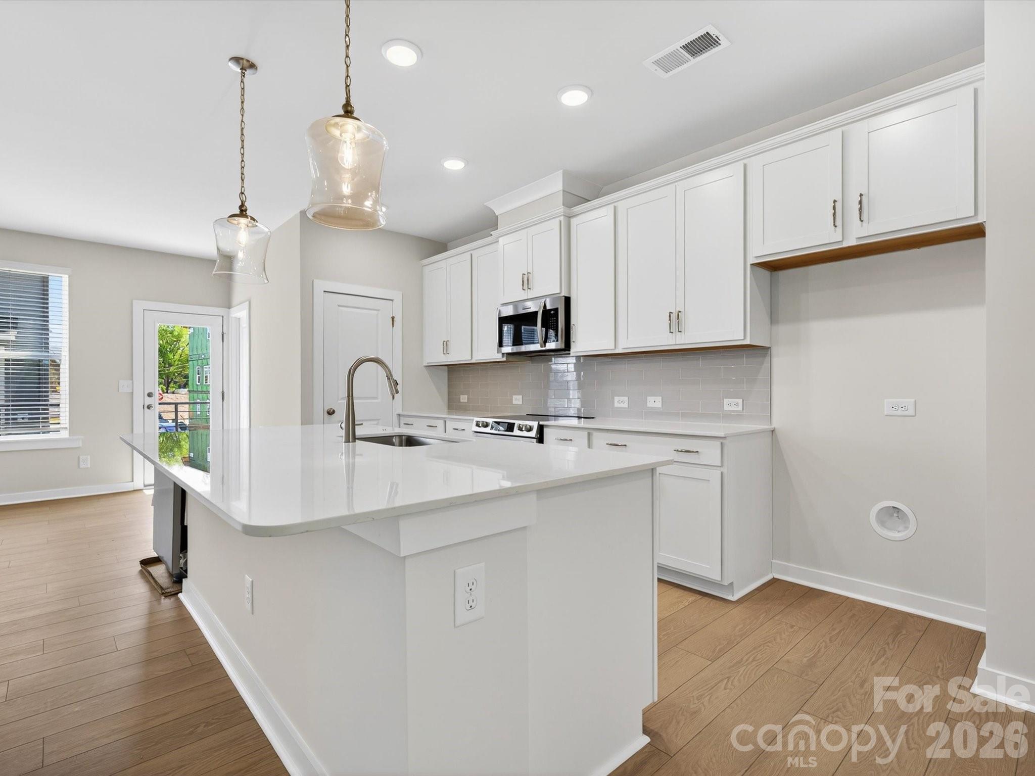1526 Lithium Lane — Charlotte