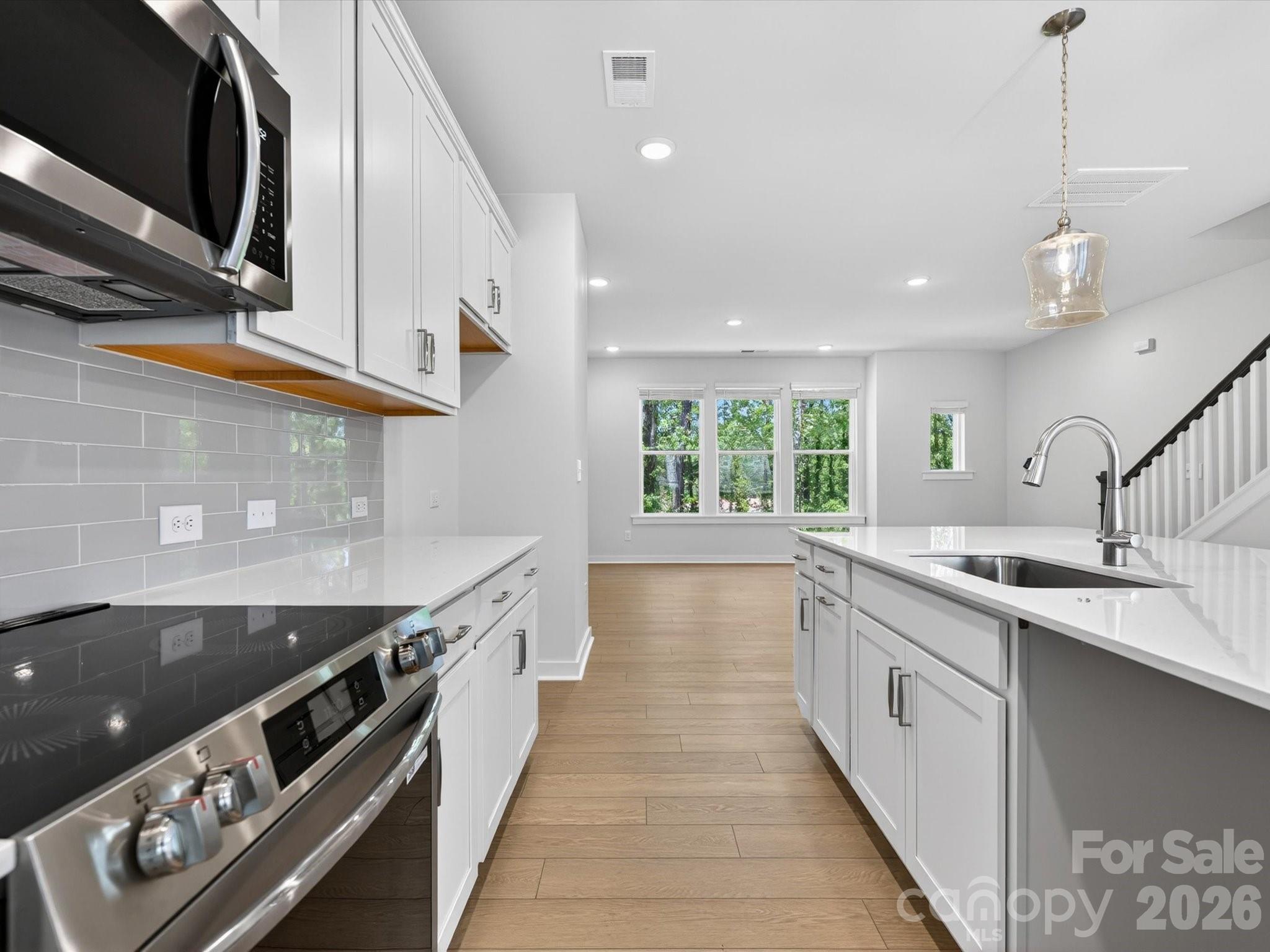 1526 Lithium Lane — Charlotte