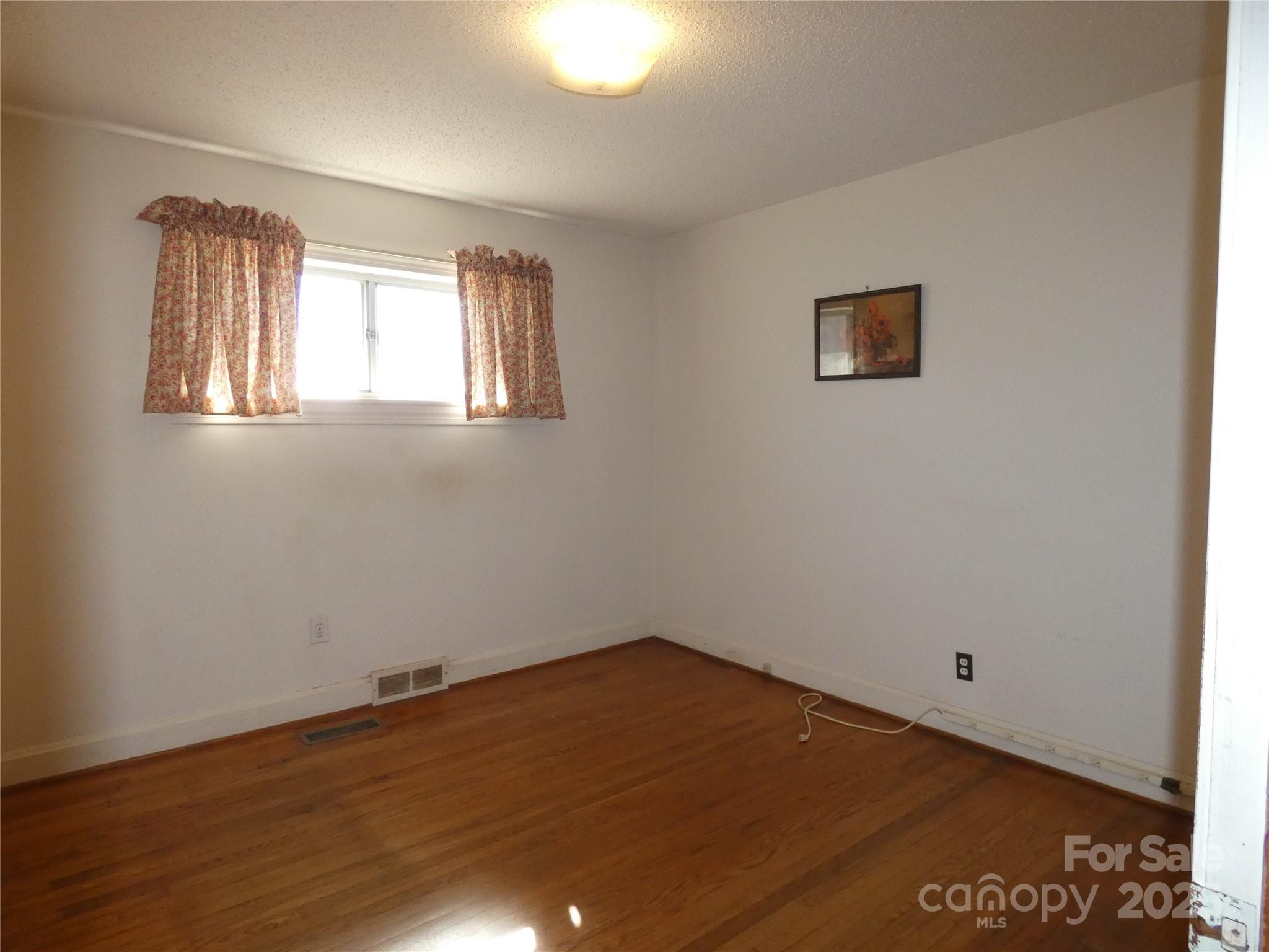 150 Fonda Road — Statesville