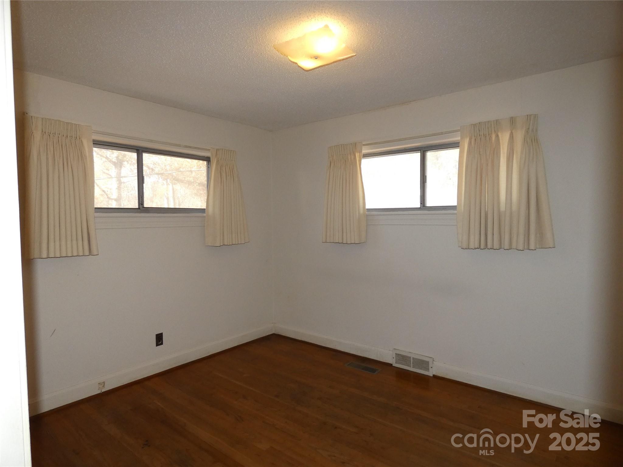 150 Fonda Road — Statesville