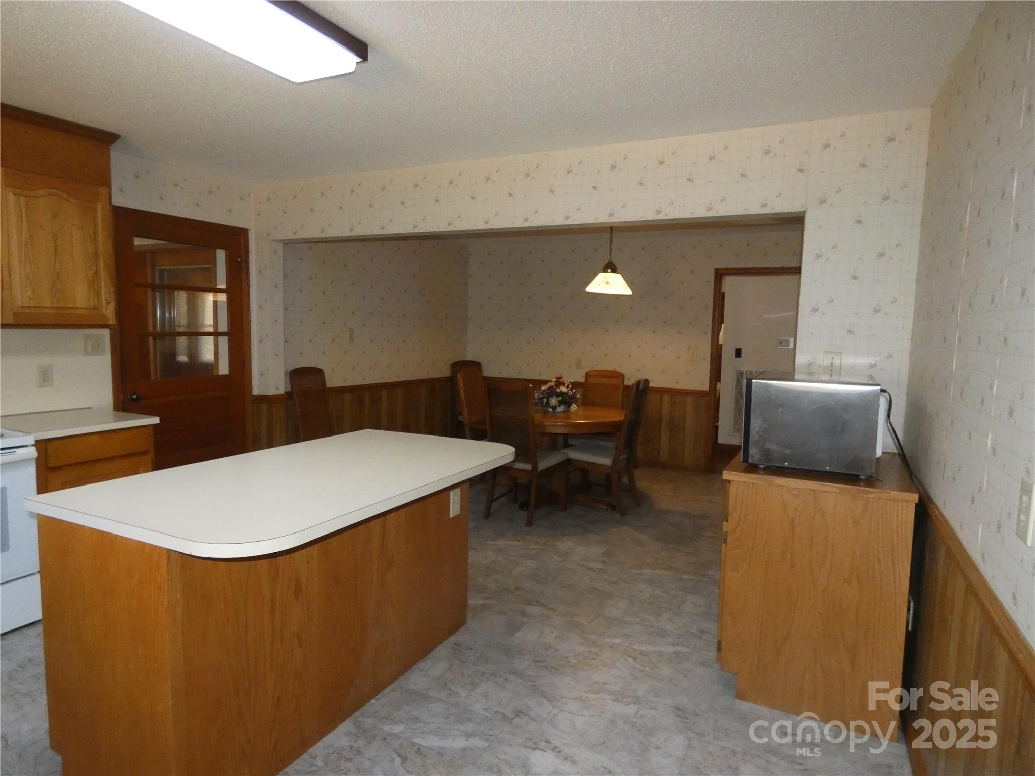 150 Fonda Road — Statesville