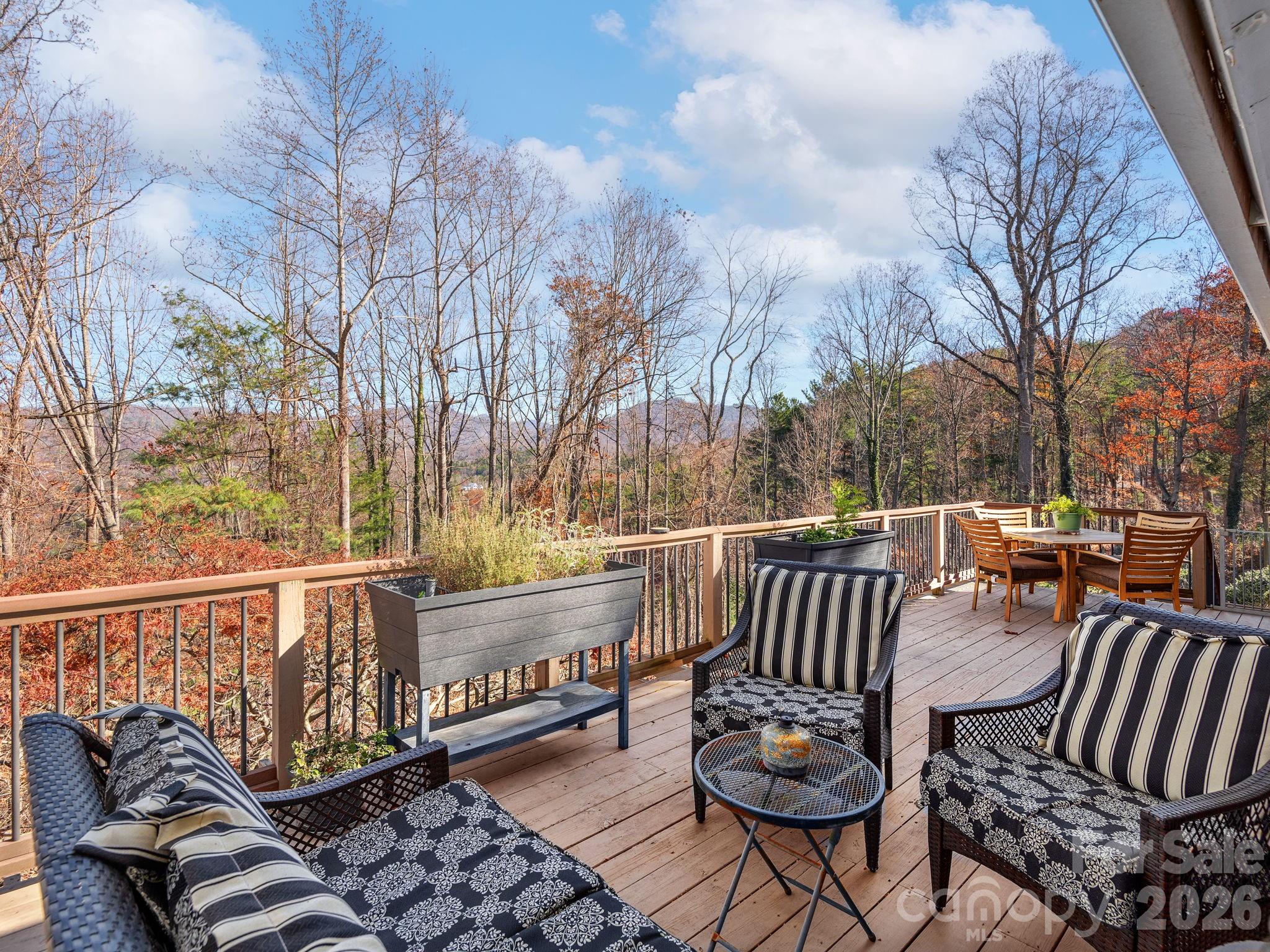 500 N Griffing Boulevard — Asheville