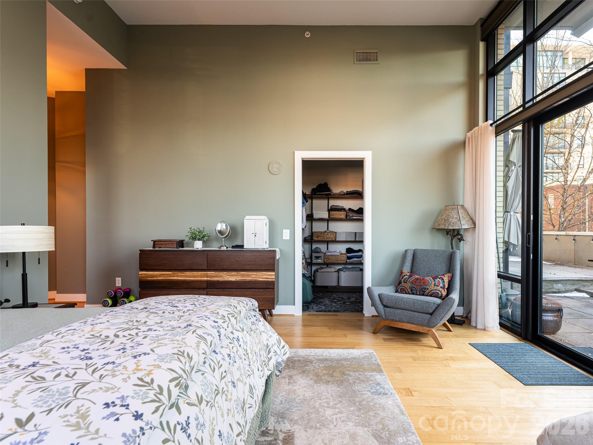 60 N Market Street #117 — Asheville