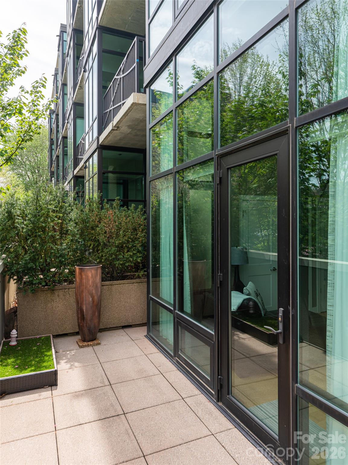 60 N Market Street #117 — Asheville