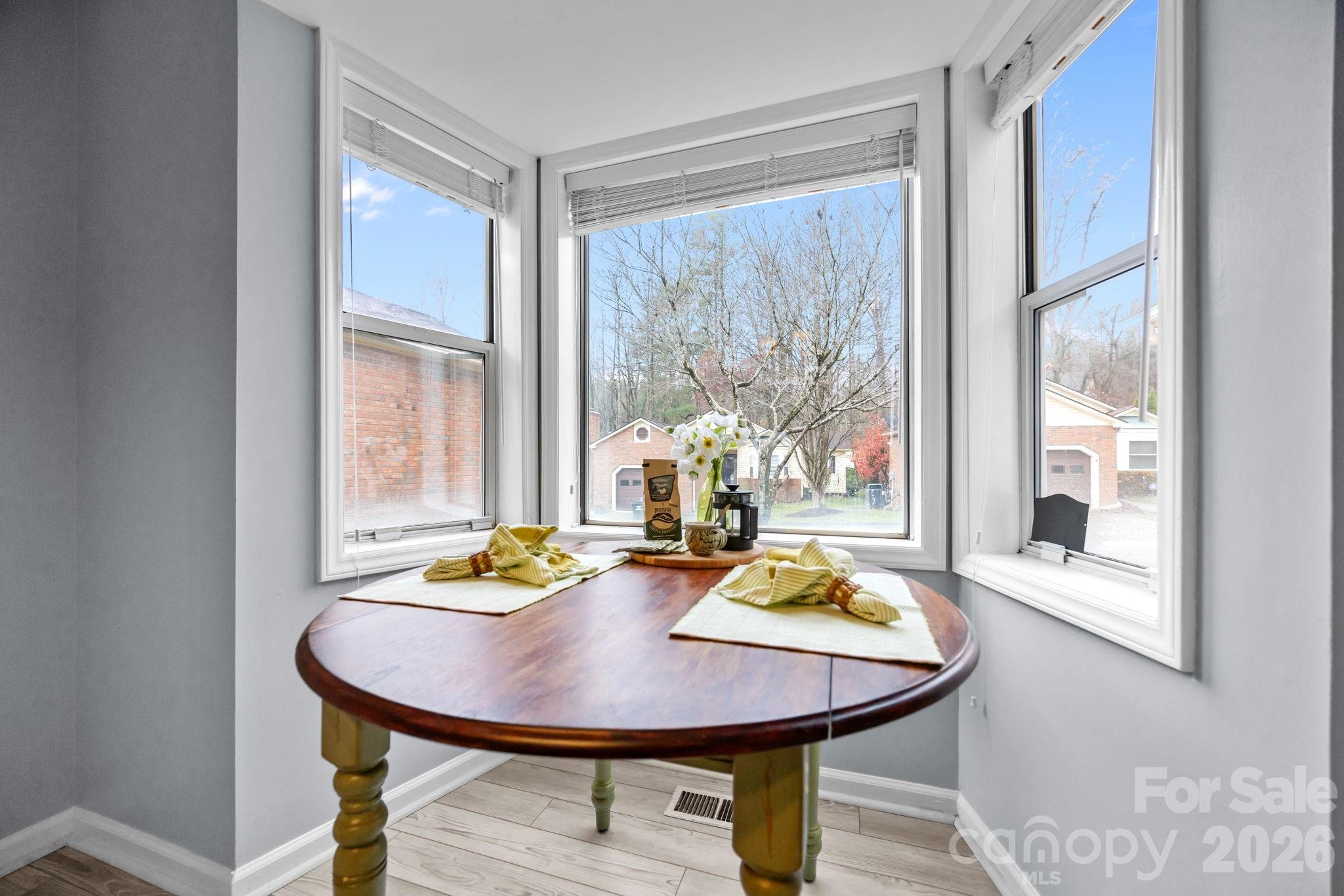 125 Exeter Court — Hendersonville