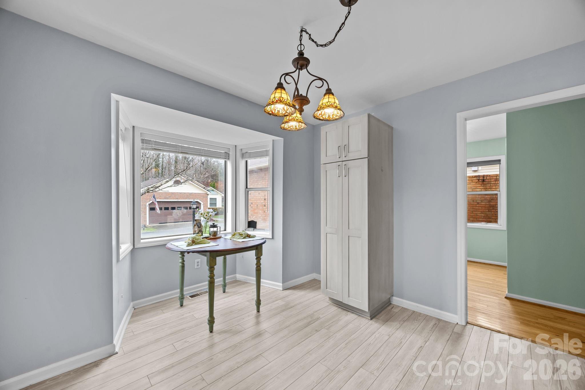 125 Exeter Court — Hendersonville