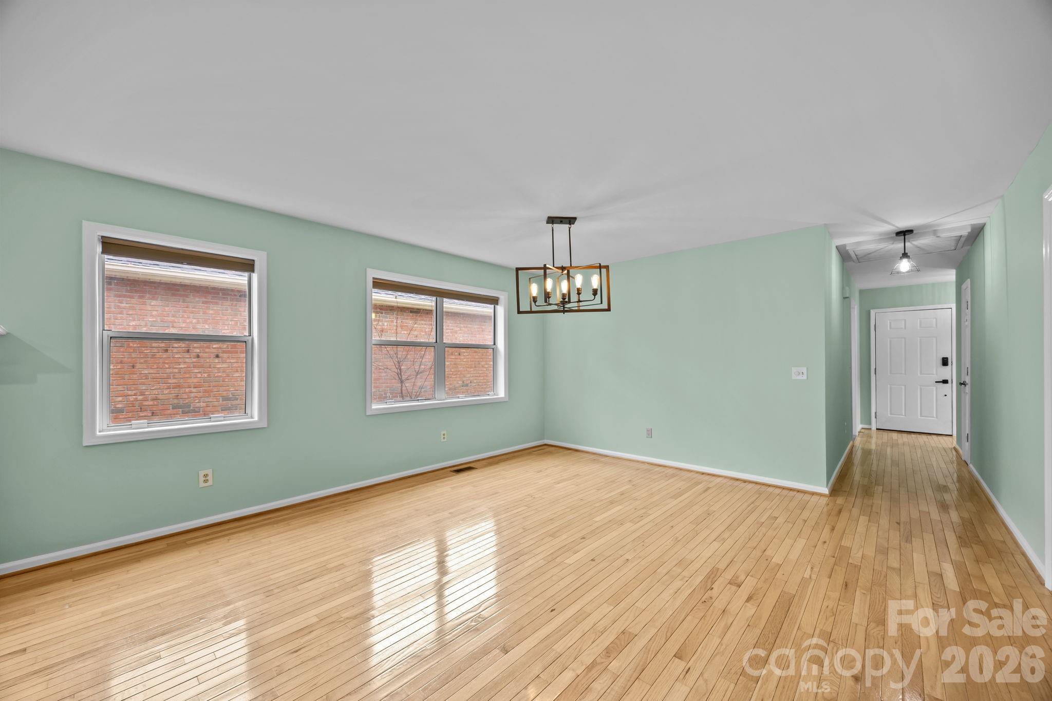 125 Exeter Court — Hendersonville
