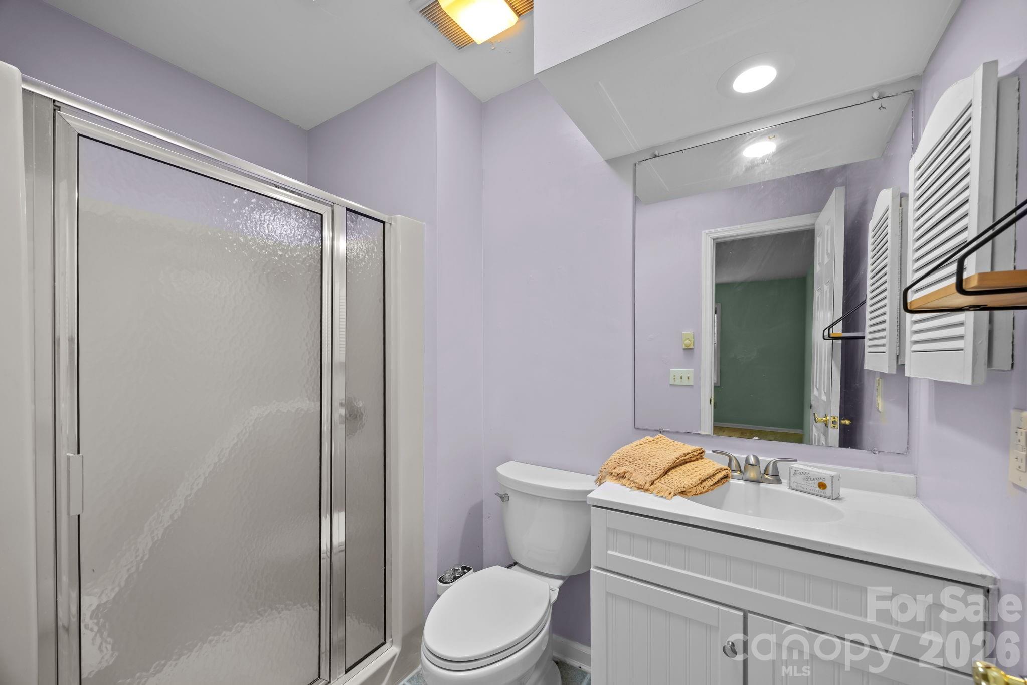 125 Exeter Court — Hendersonville