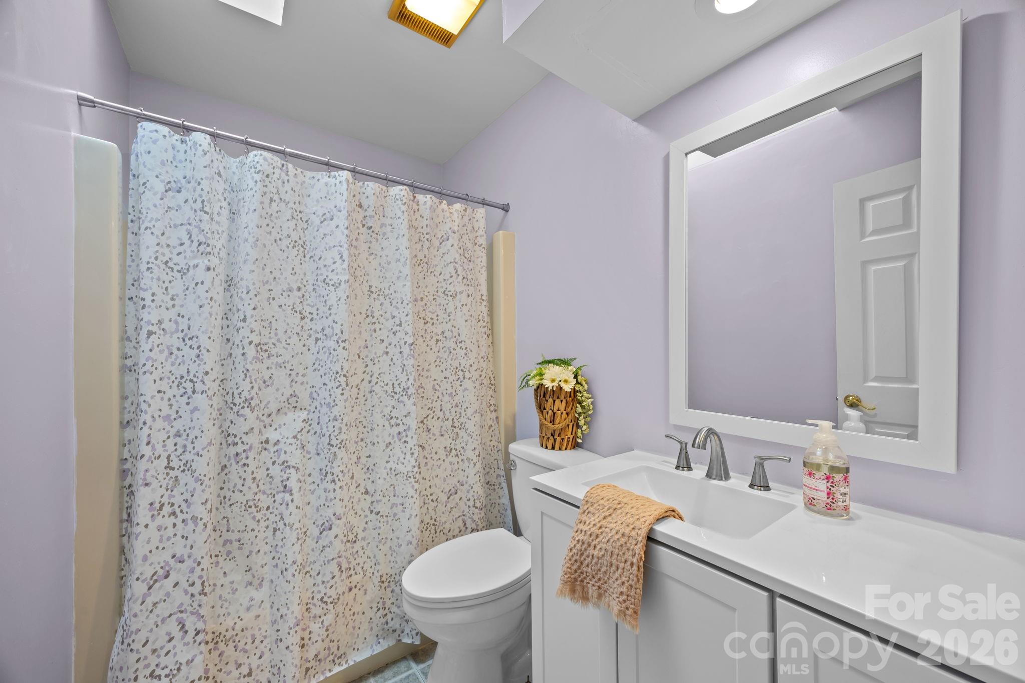 125 Exeter Court — Hendersonville