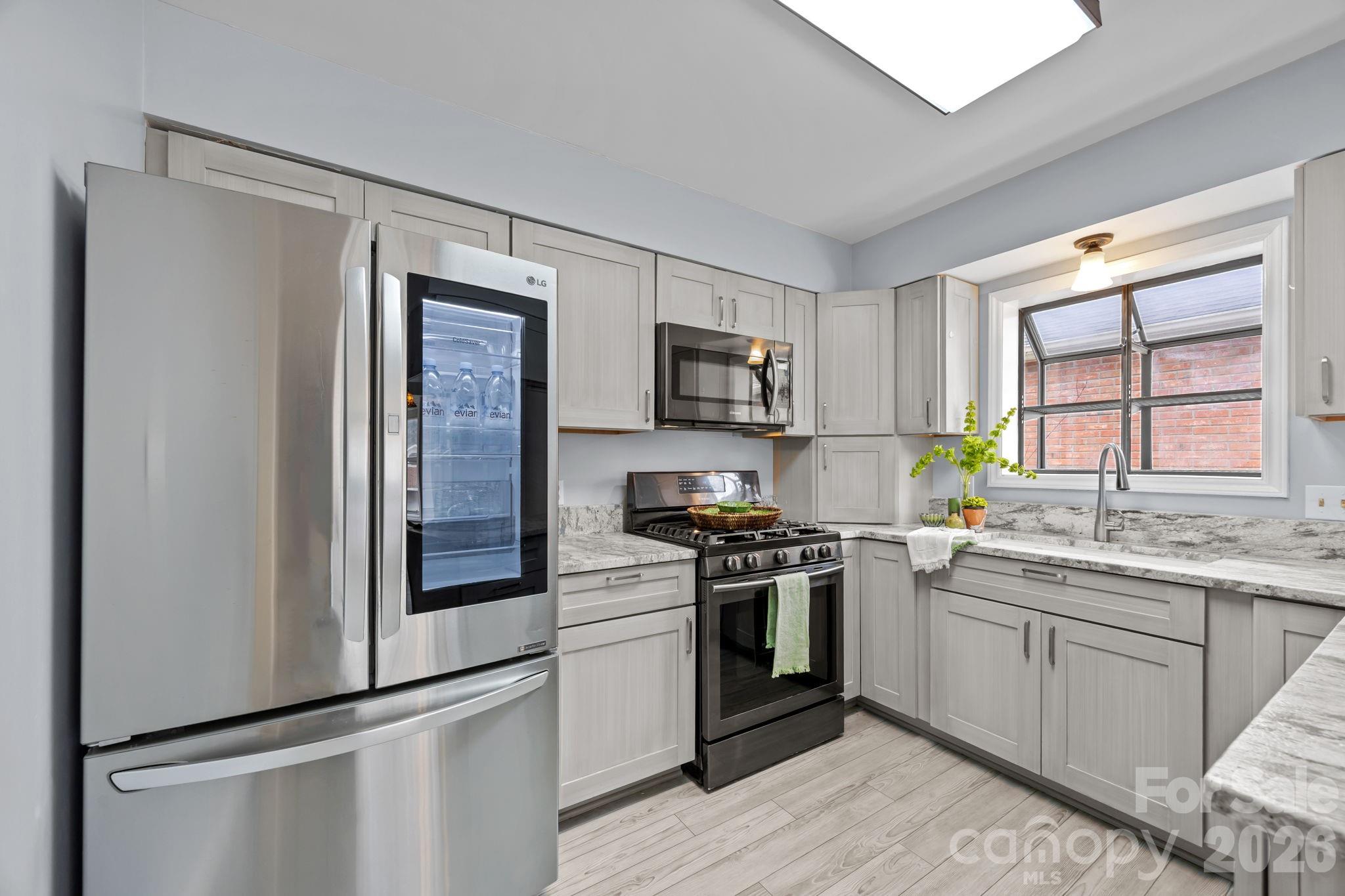125 Exeter Court — Hendersonville