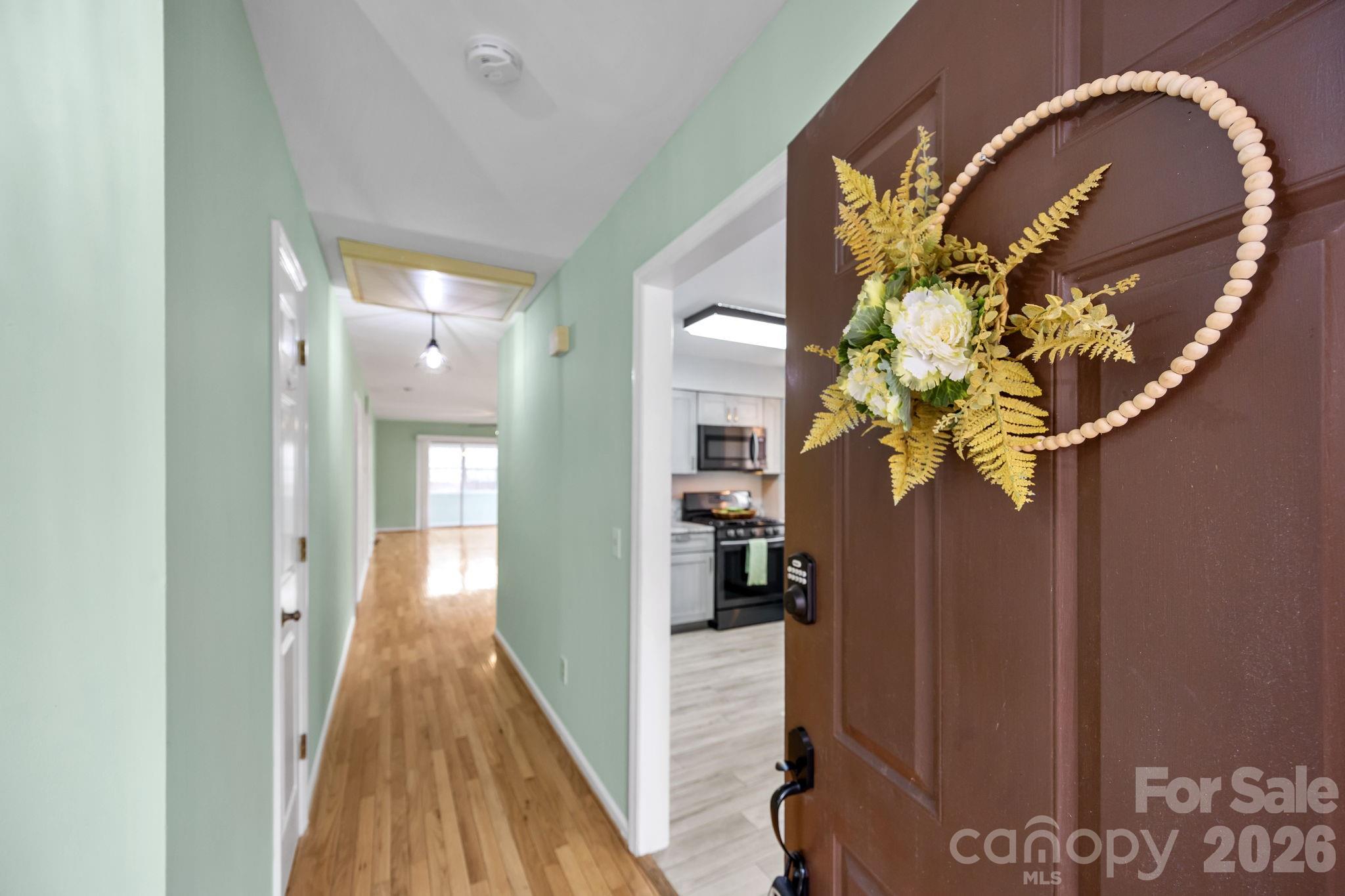 125 Exeter Court — Hendersonville