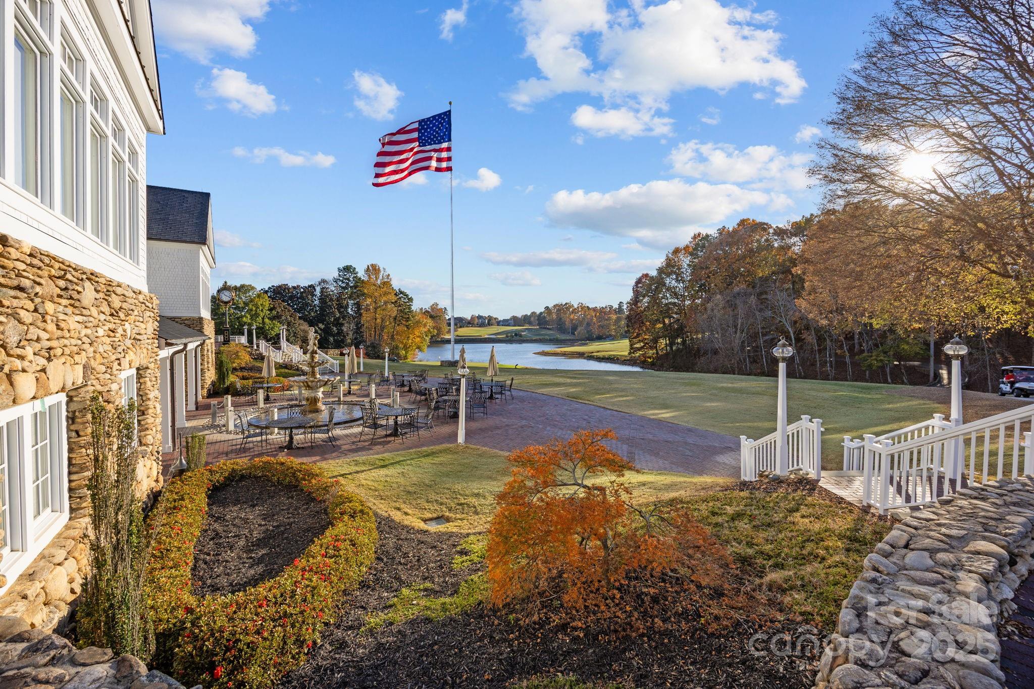 119 Whaling Lane — Mooresville