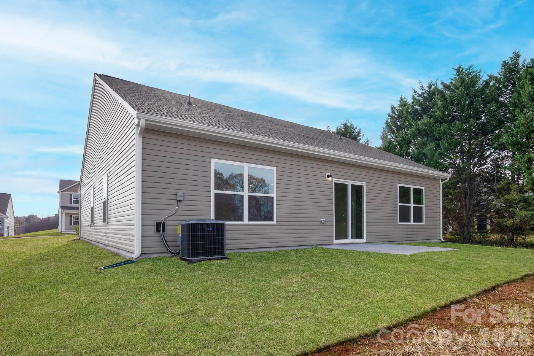 421 Robindale Court — Winston Salem