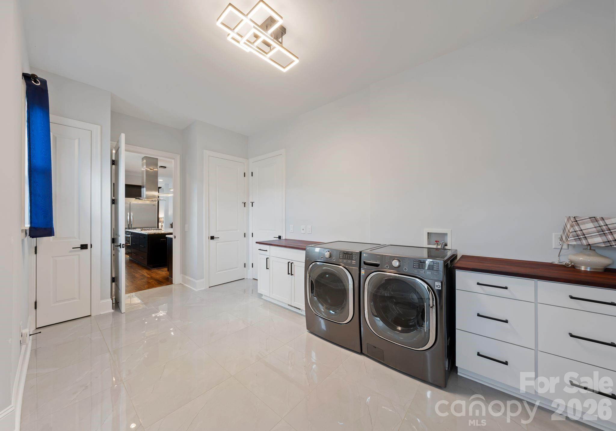 16312 Cozy Cove Road — Charlotte