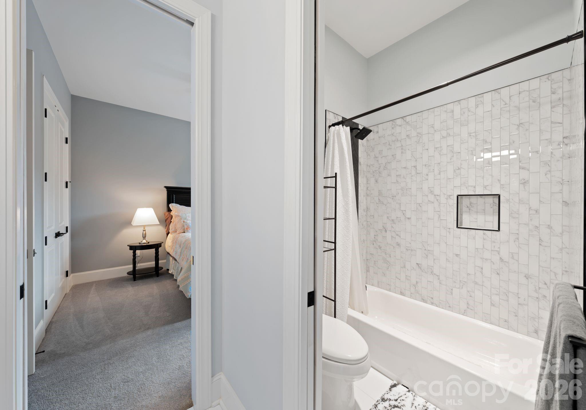 16312 Cozy Cove Road — Charlotte