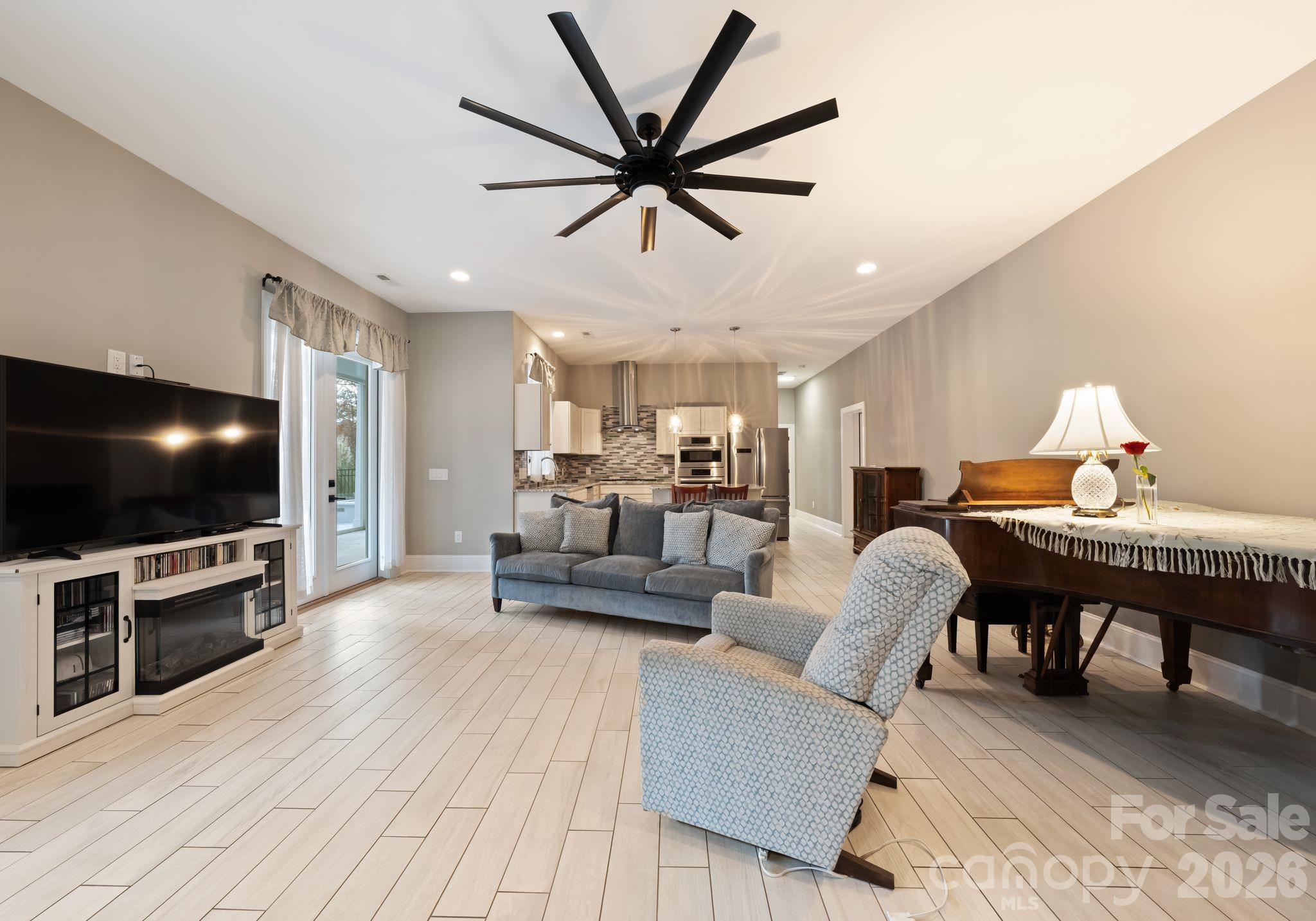 16312 Cozy Cove Road — Charlotte