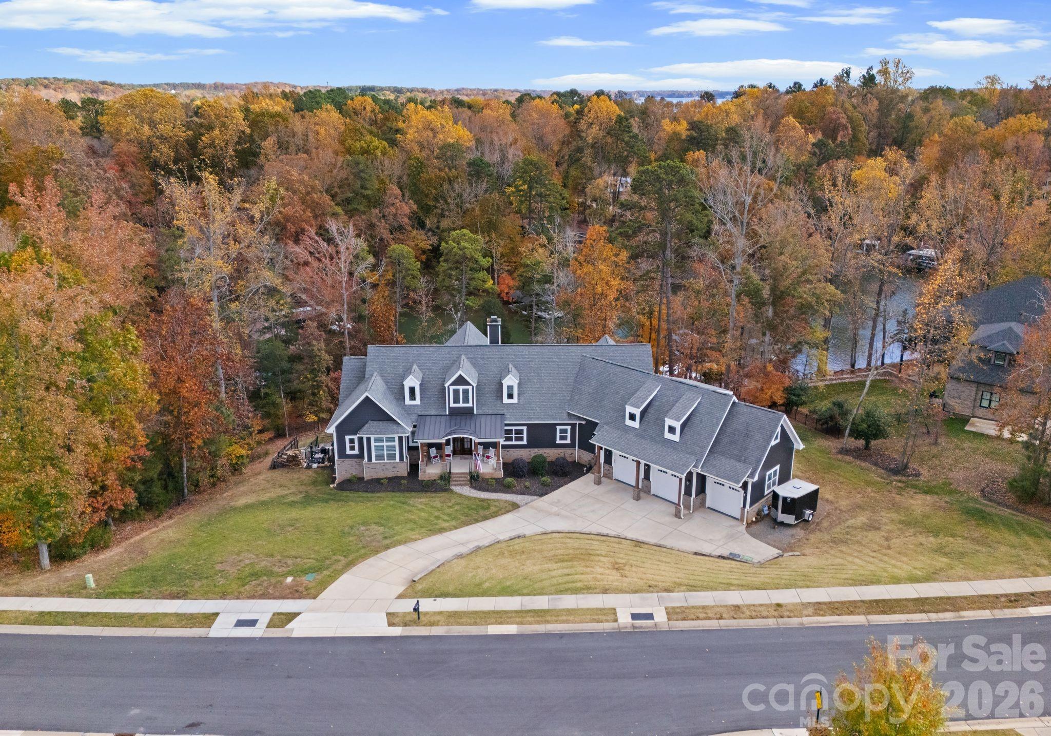 16312 Cozy Cove Road — Charlotte