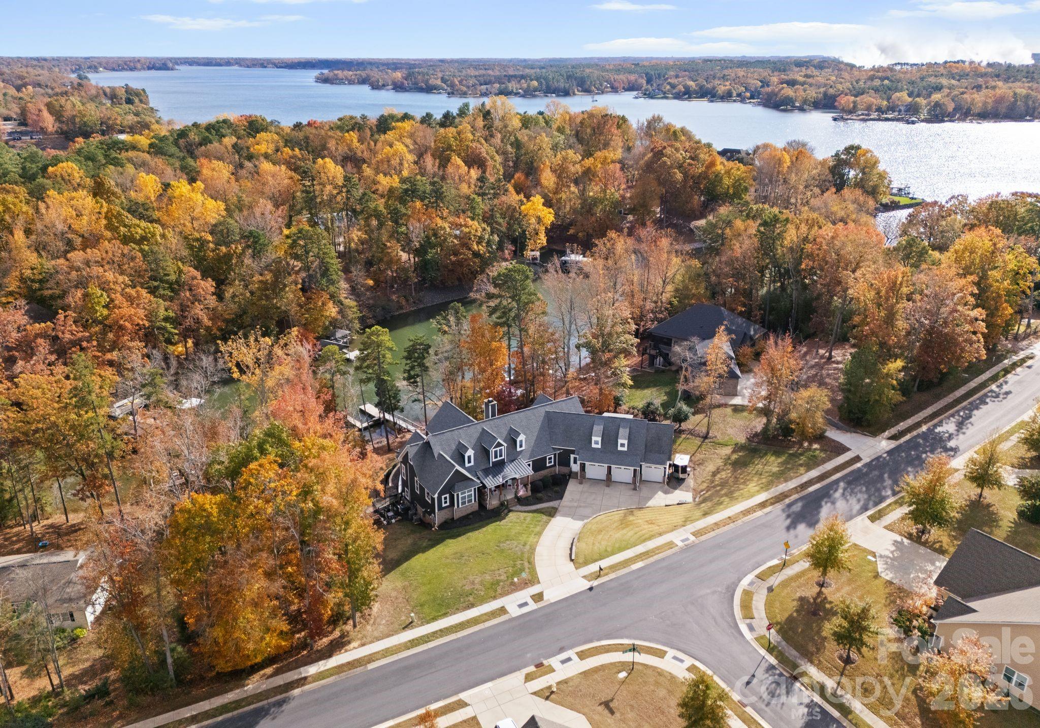 16312 Cozy Cove Road — Charlotte