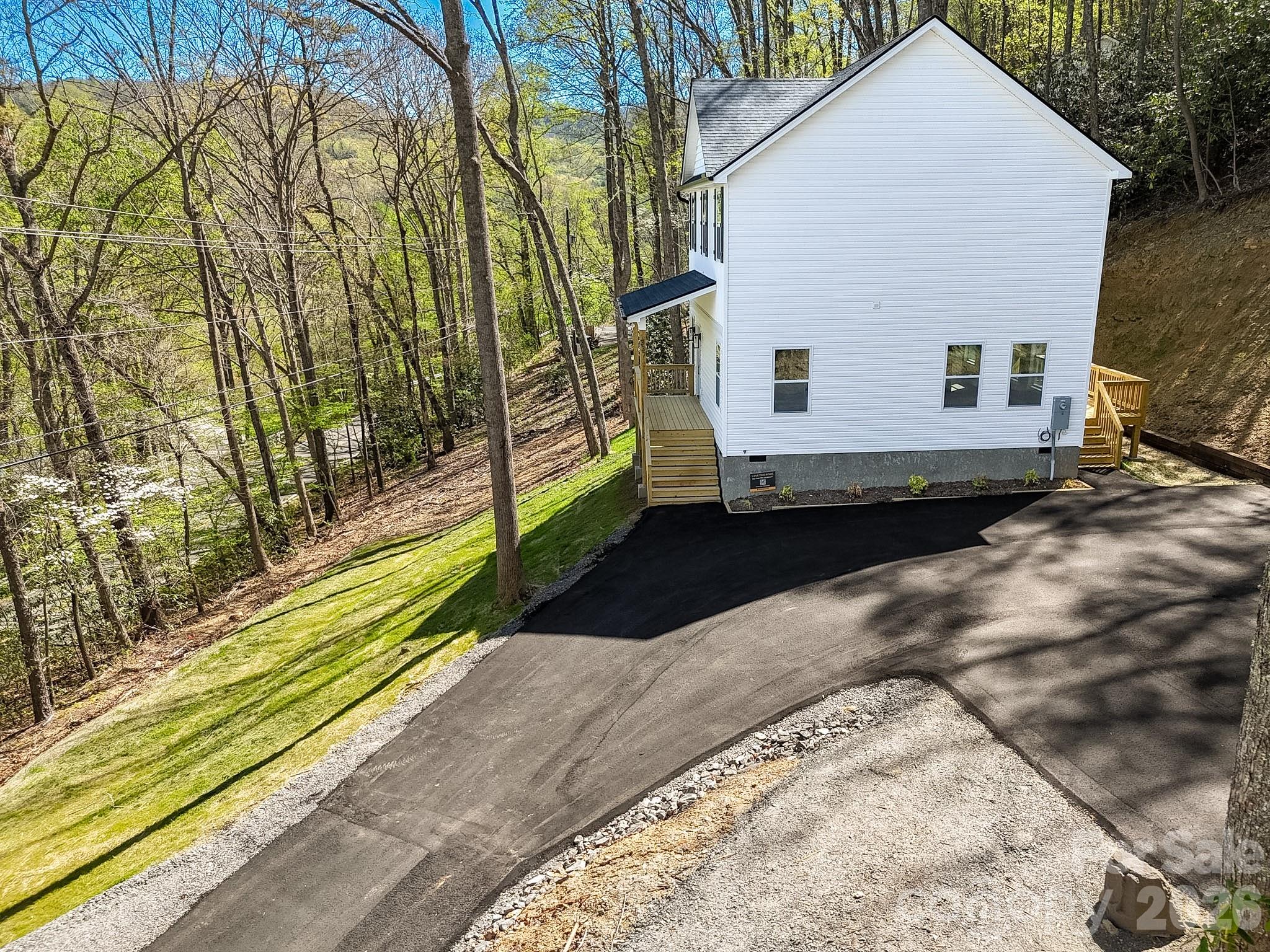 337 Garren Creek Road — Fairview