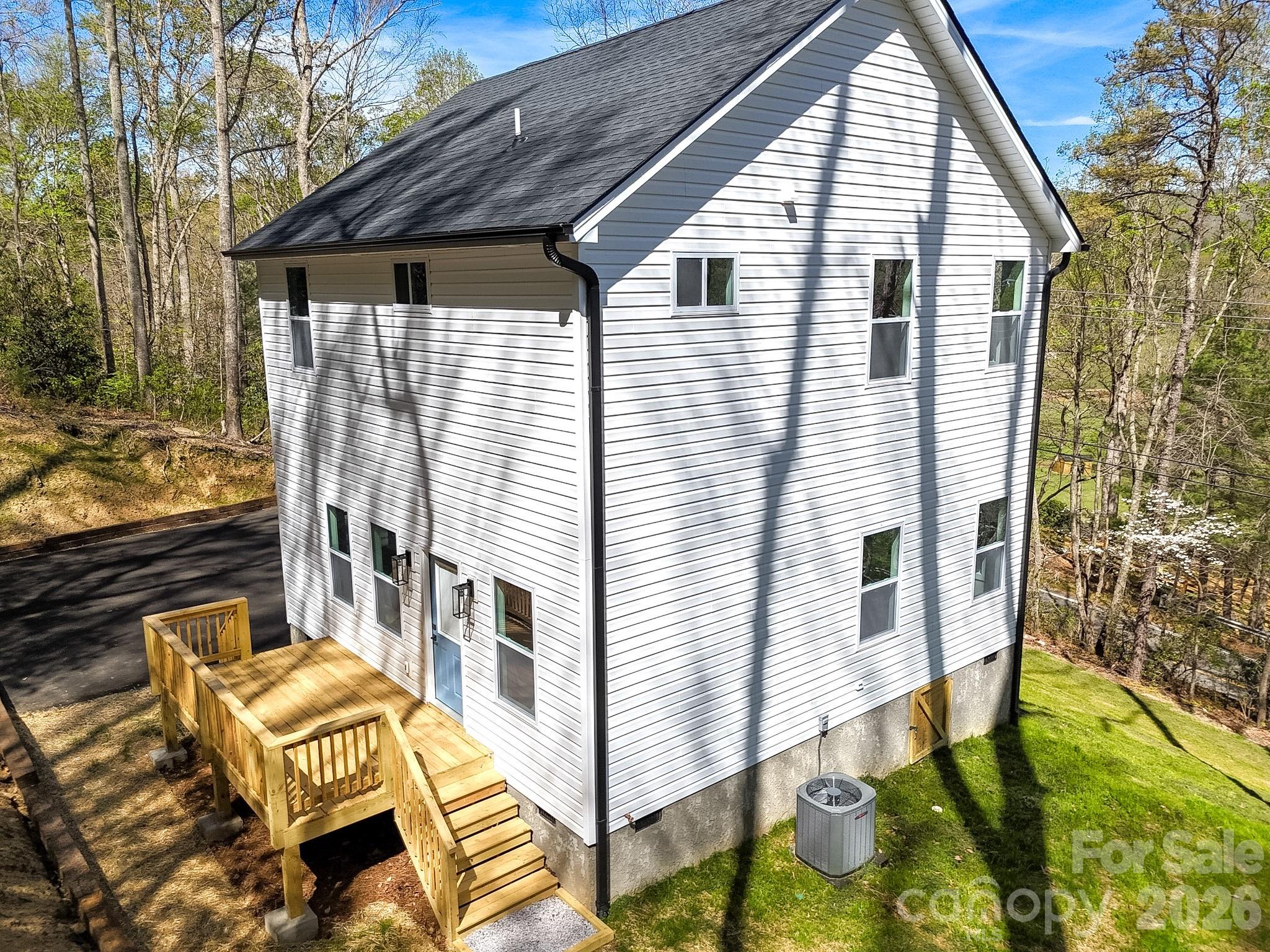337 Garren Creek Road — Fairview