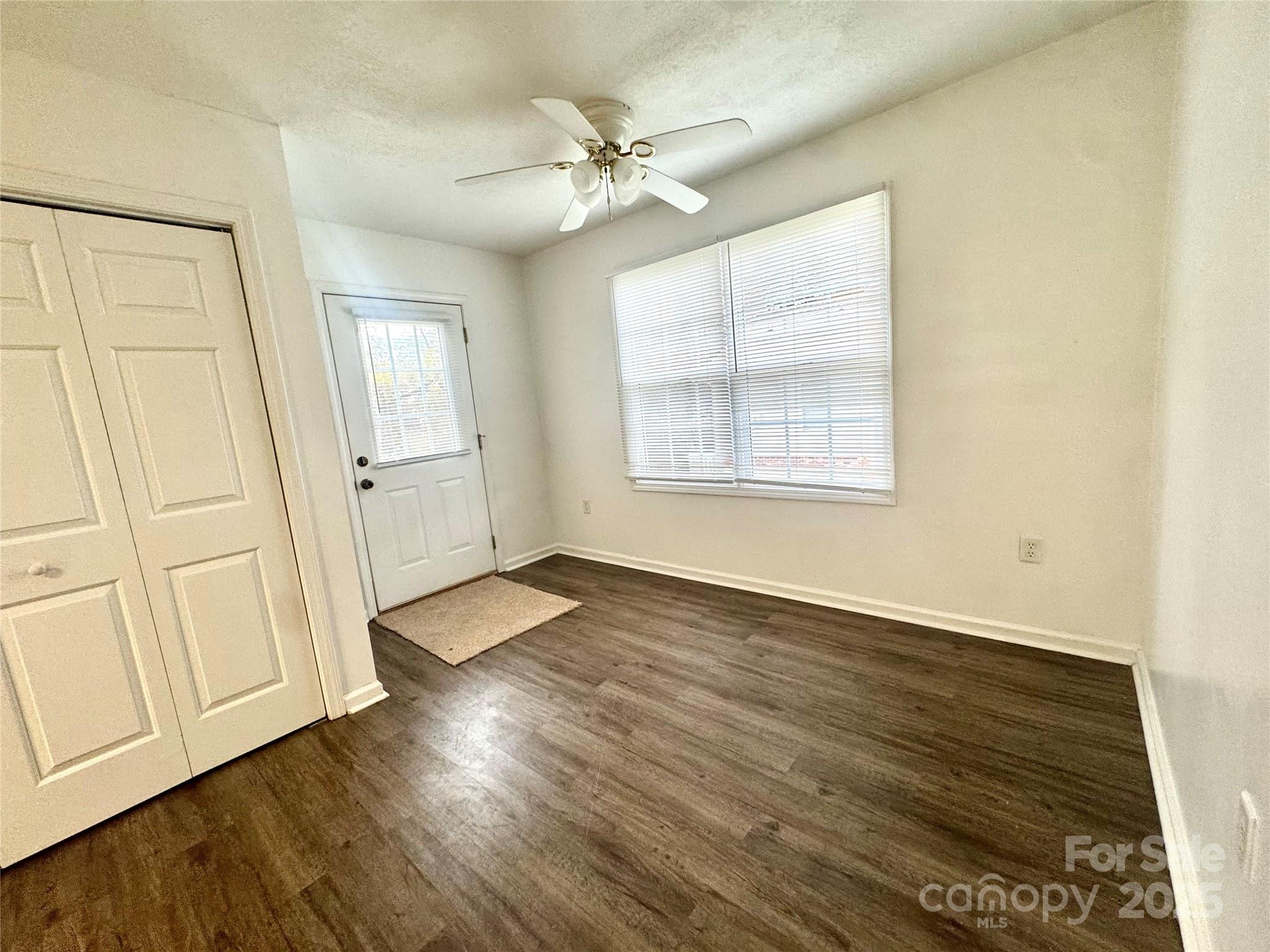 117 24th Street NW — Hickory