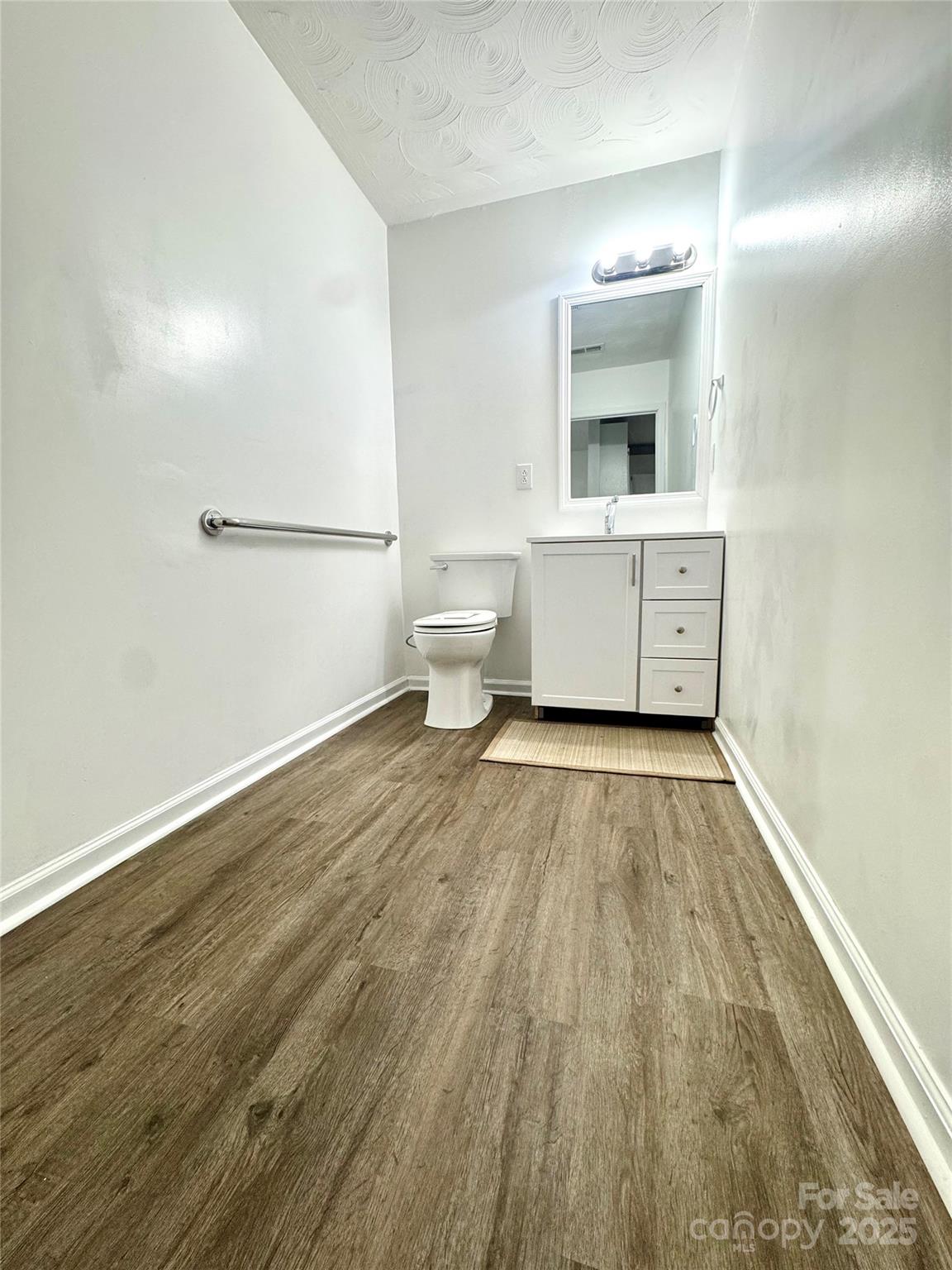 117 24th Street NW — Hickory