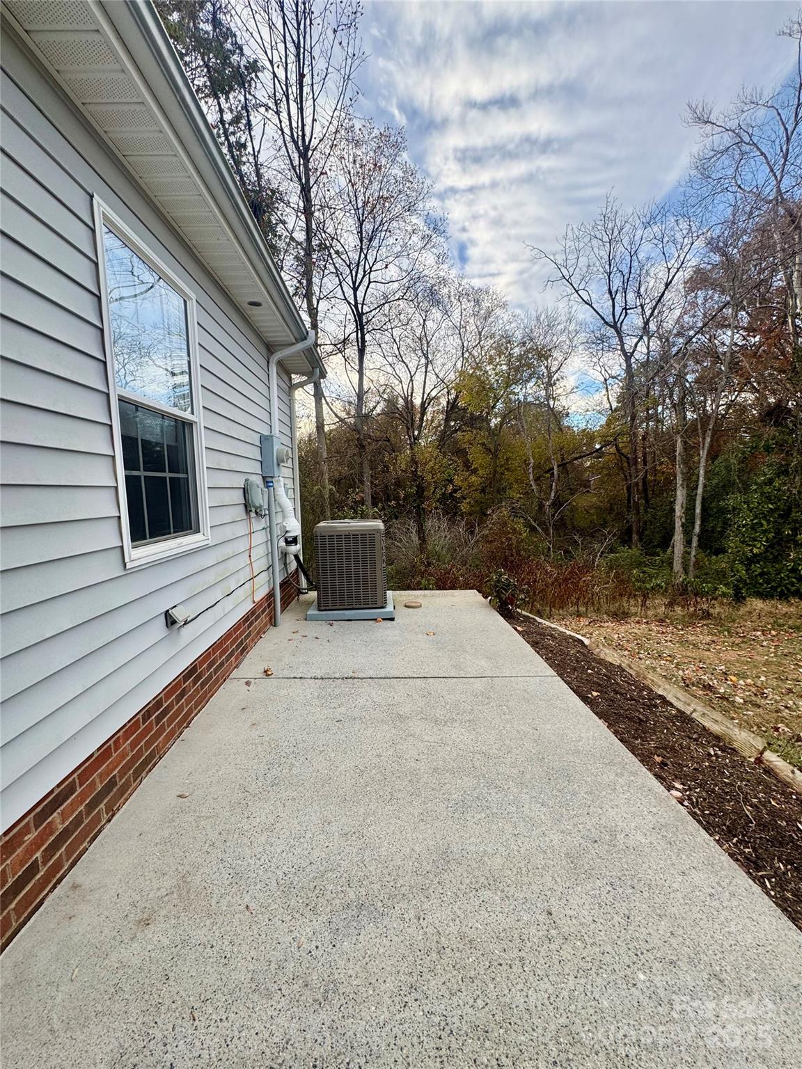 117 24th Street NW — Hickory