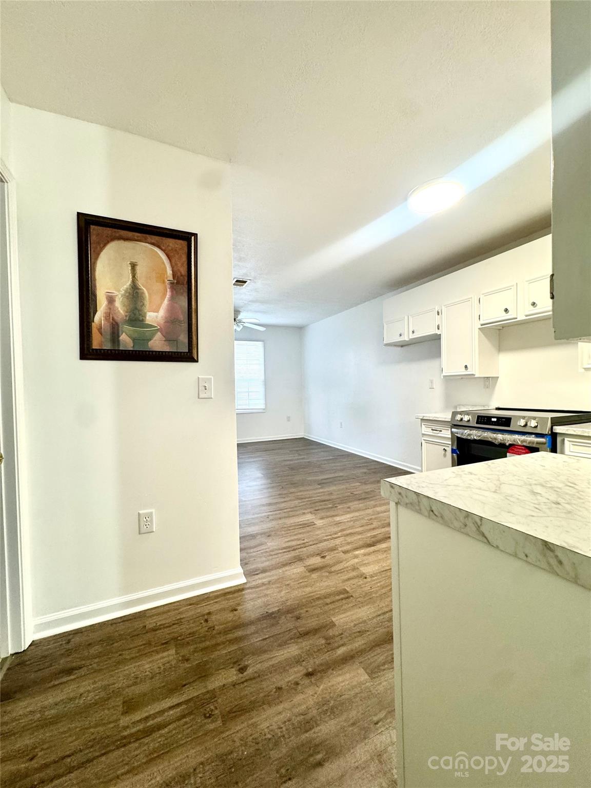 117 24th Street NW — Hickory