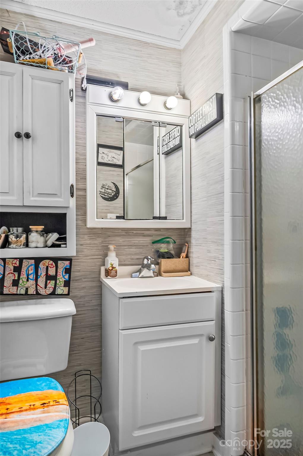 304 Parlier Avenue NE — Conover