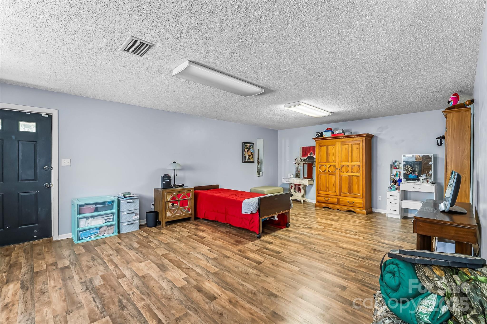 304 Parlier Avenue NE — Conover