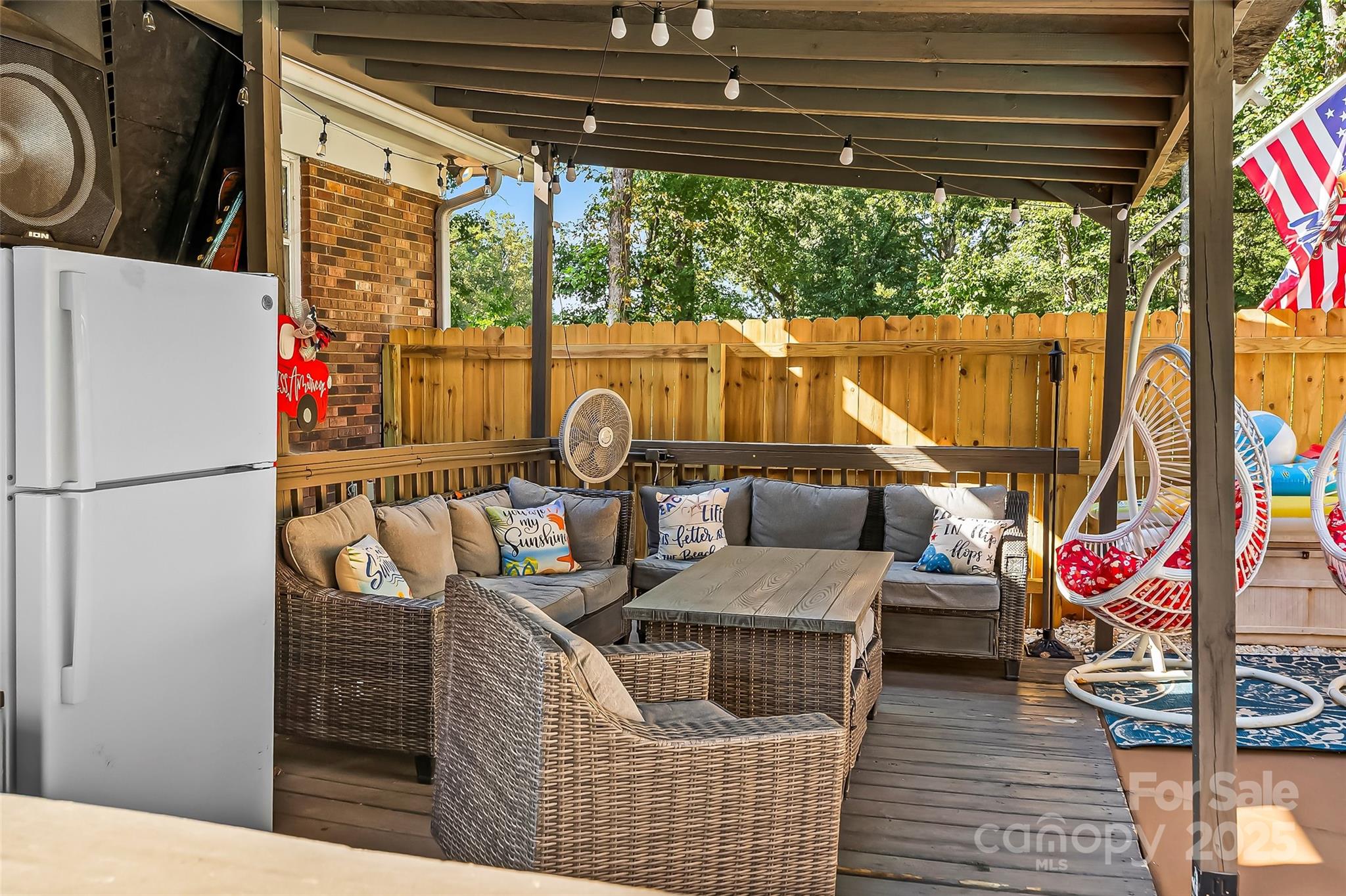 304 Parlier Avenue NE — Conover