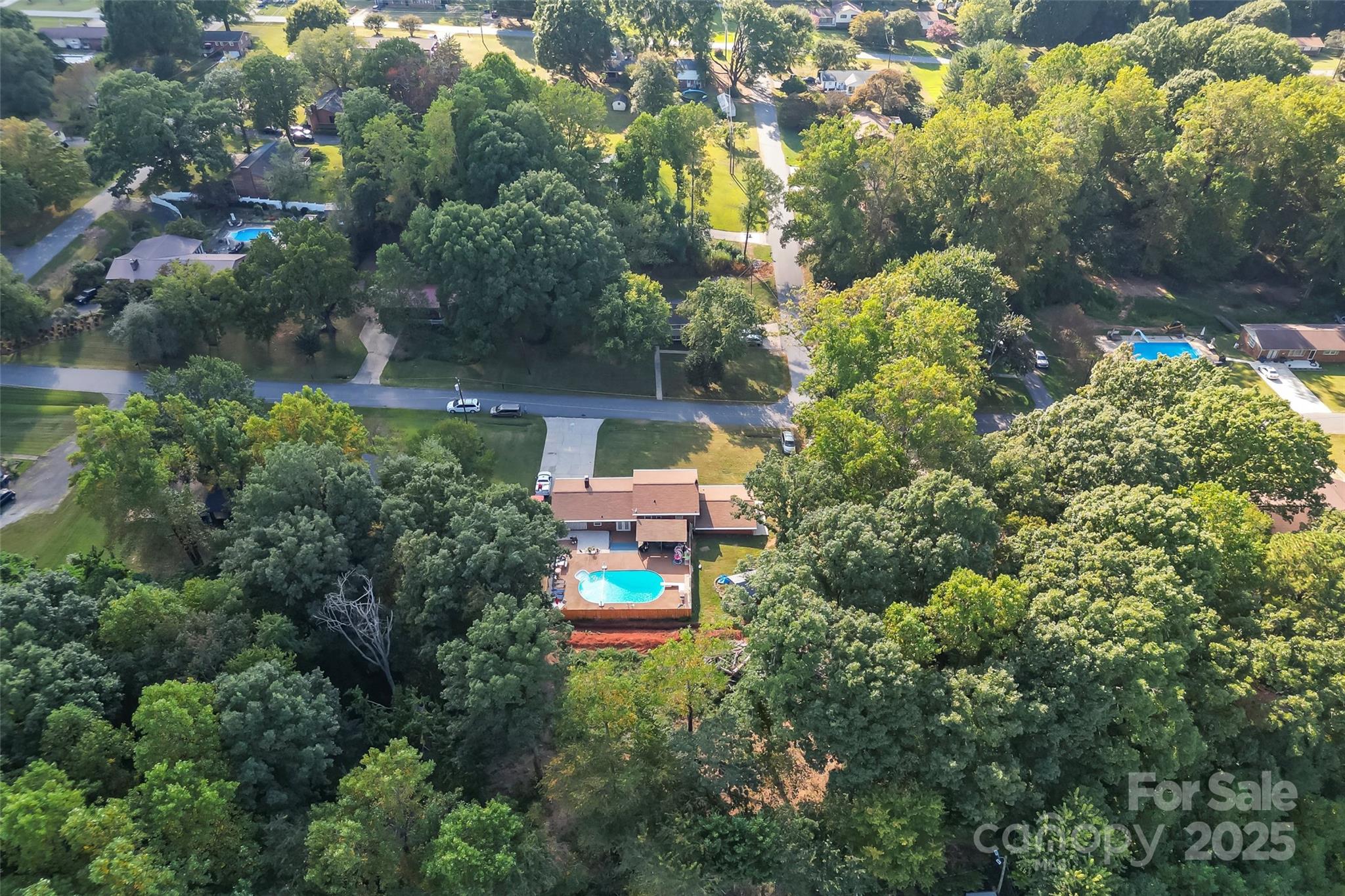 304 Parlier Avenue NE — Conover