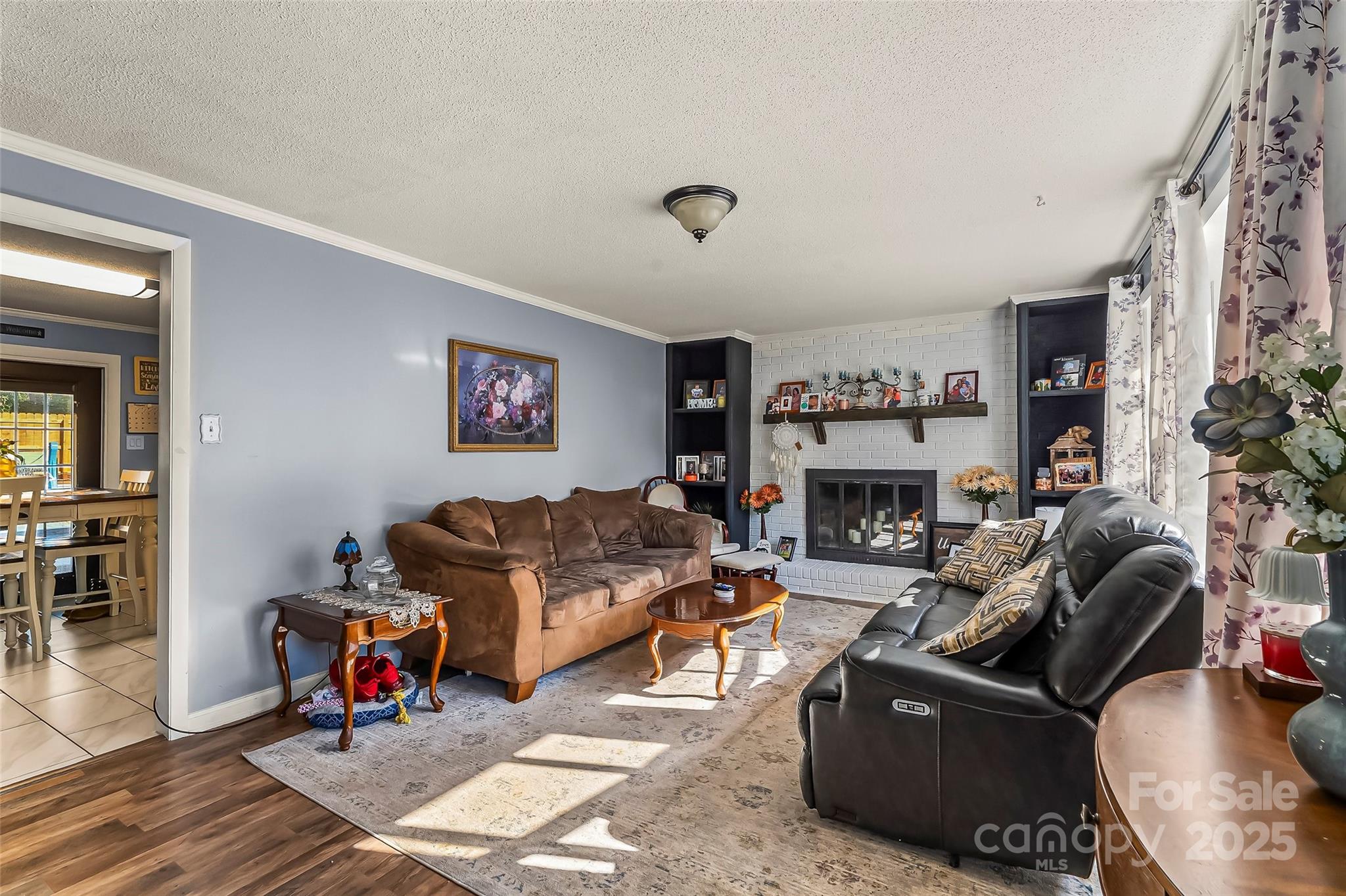 304 Parlier Avenue NE — Conover