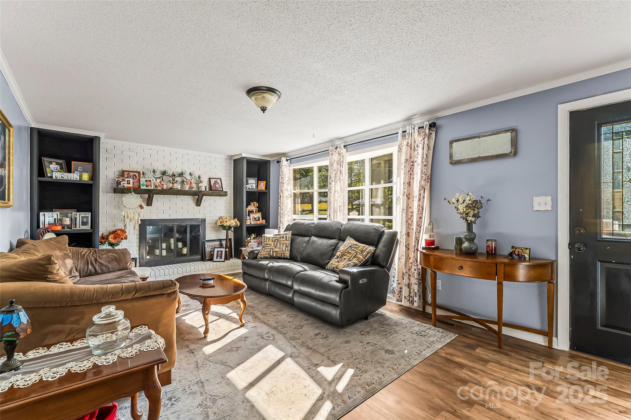 304 Parlier Avenue NE — Conover