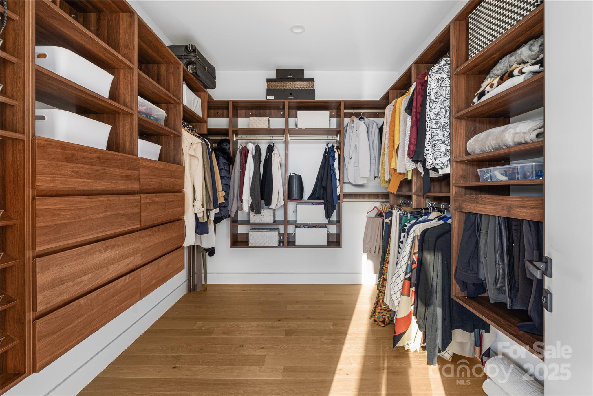 2804 Shenandoah Avenue — Charlotte