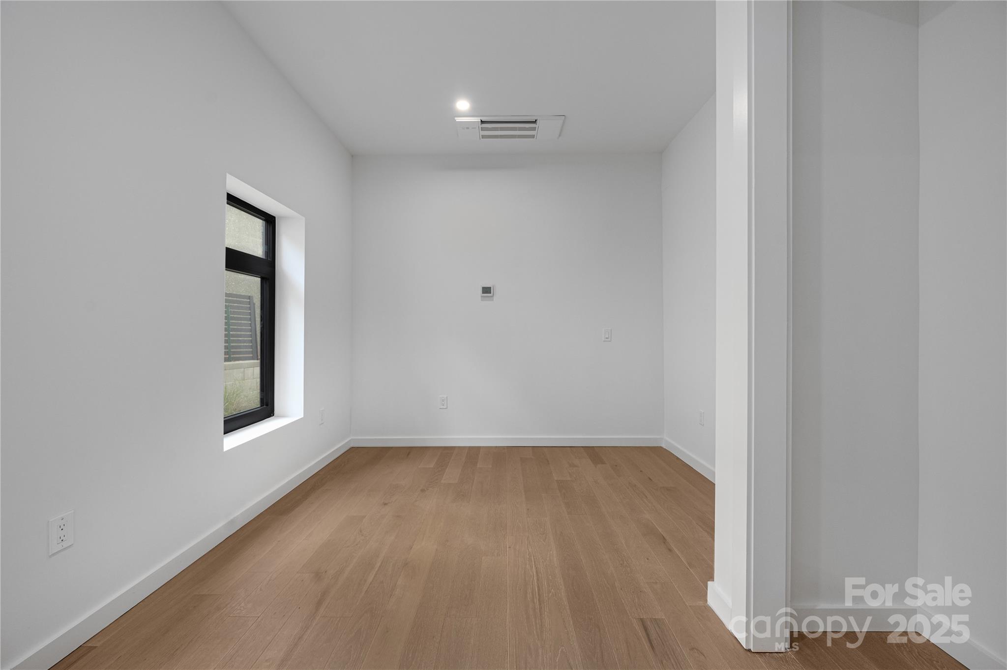 2804 Shenandoah Avenue — Charlotte