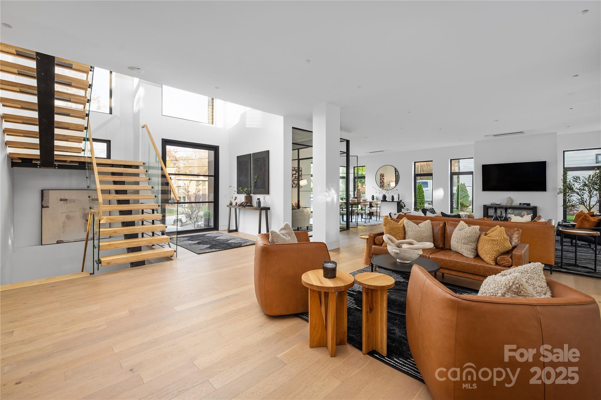 2804 Shenandoah Avenue — Charlotte