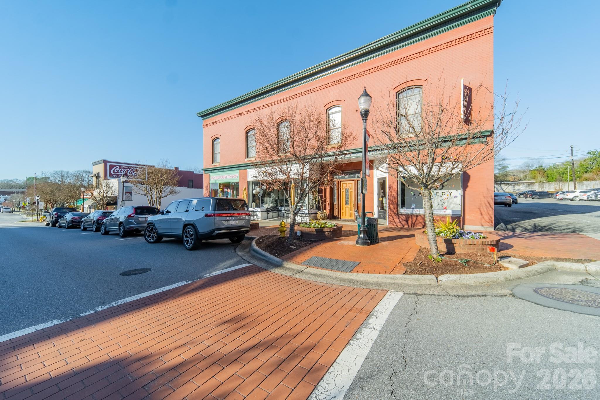 525 Winding Way #7 — Belmont