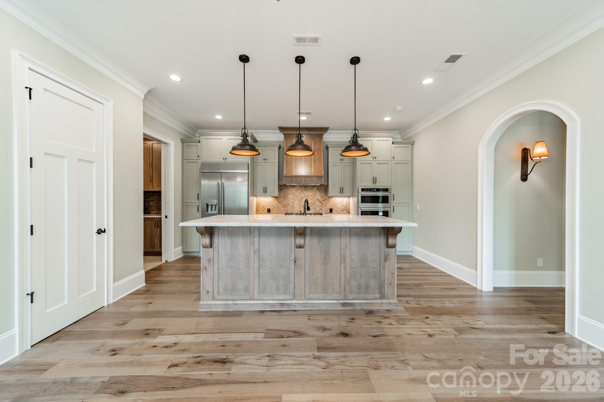 525 Winding Way #7 — Belmont