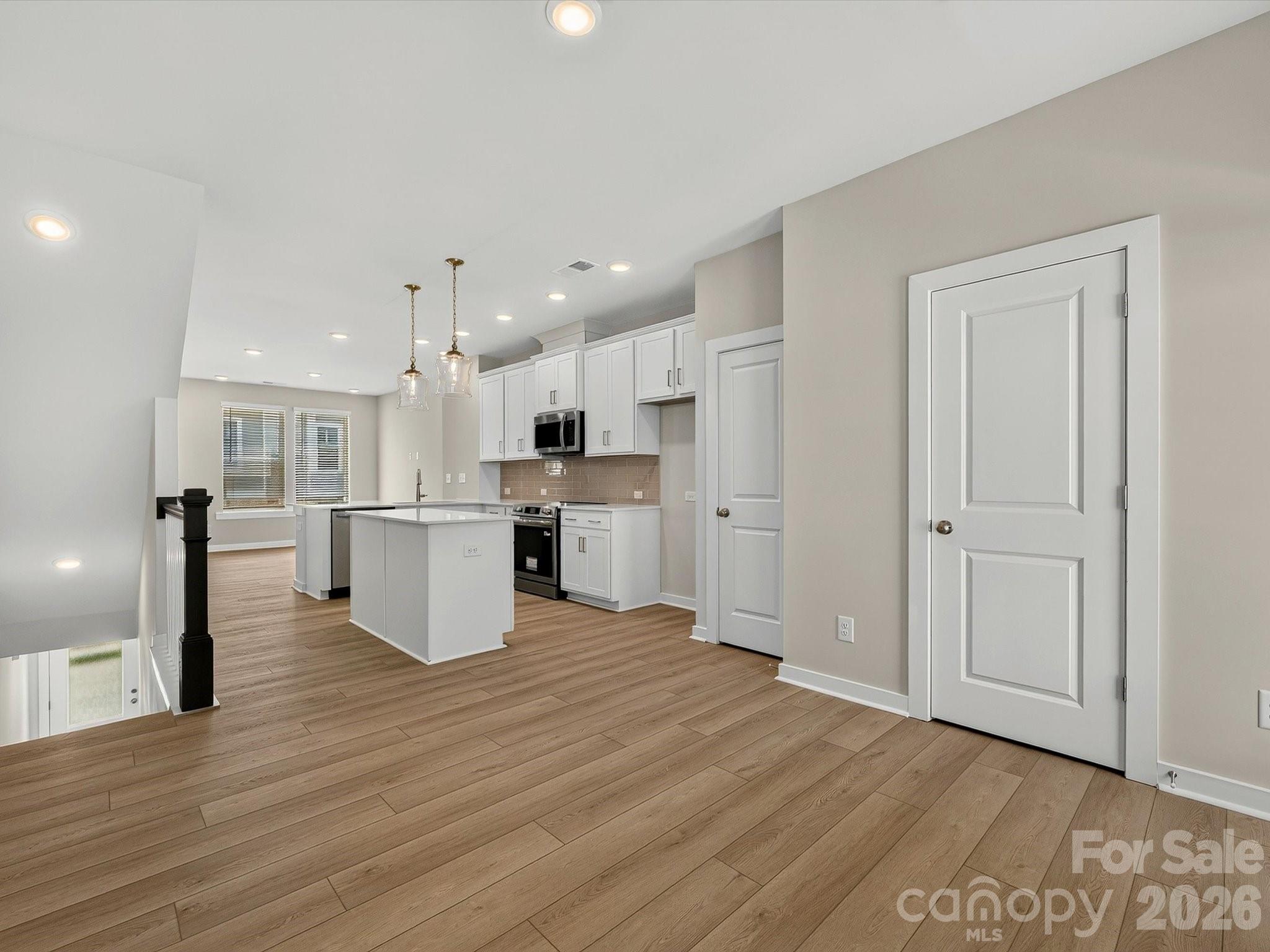 1539 Lithium Lane — Charlotte