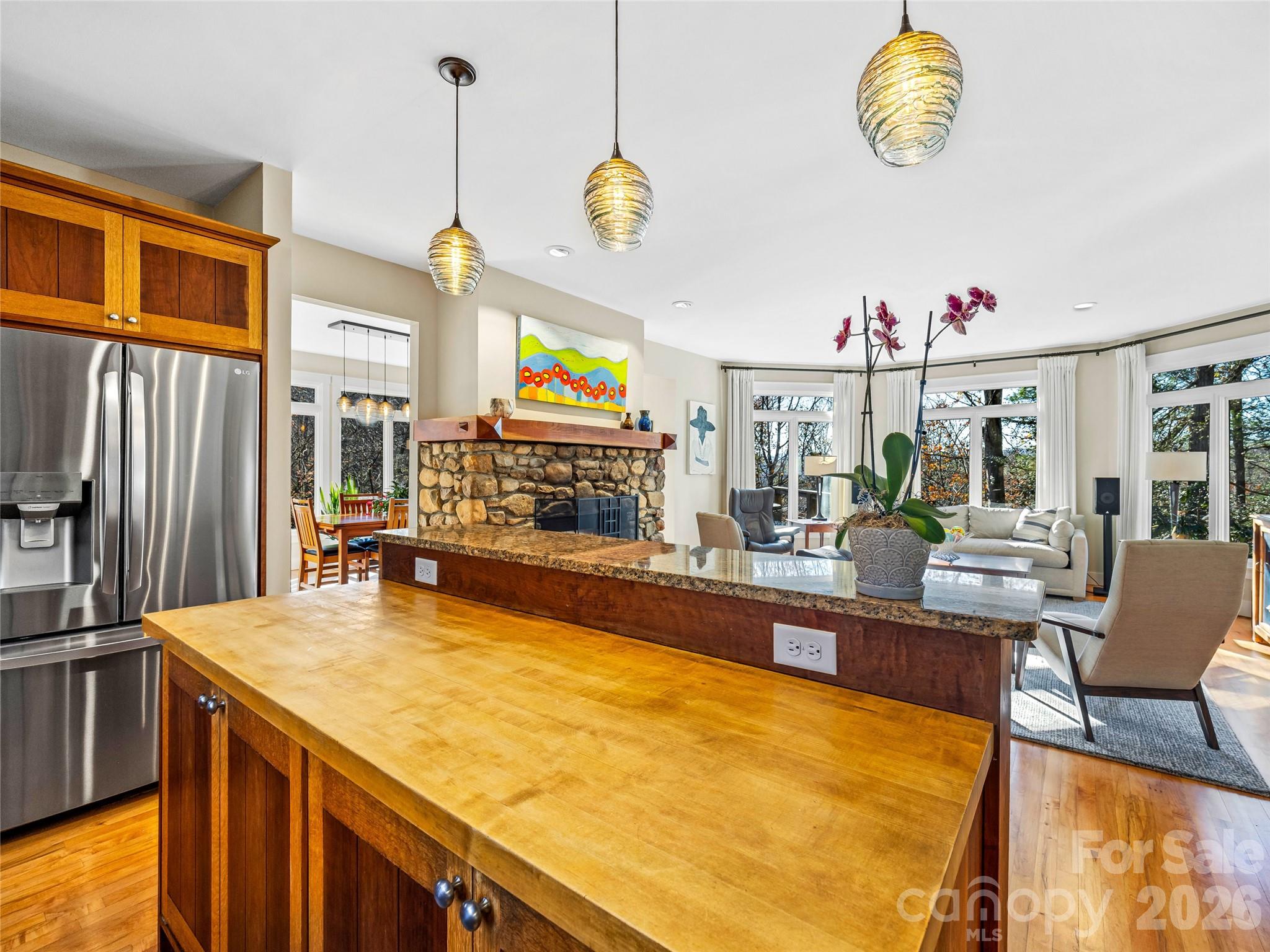 339 Beaverdam Road — Asheville