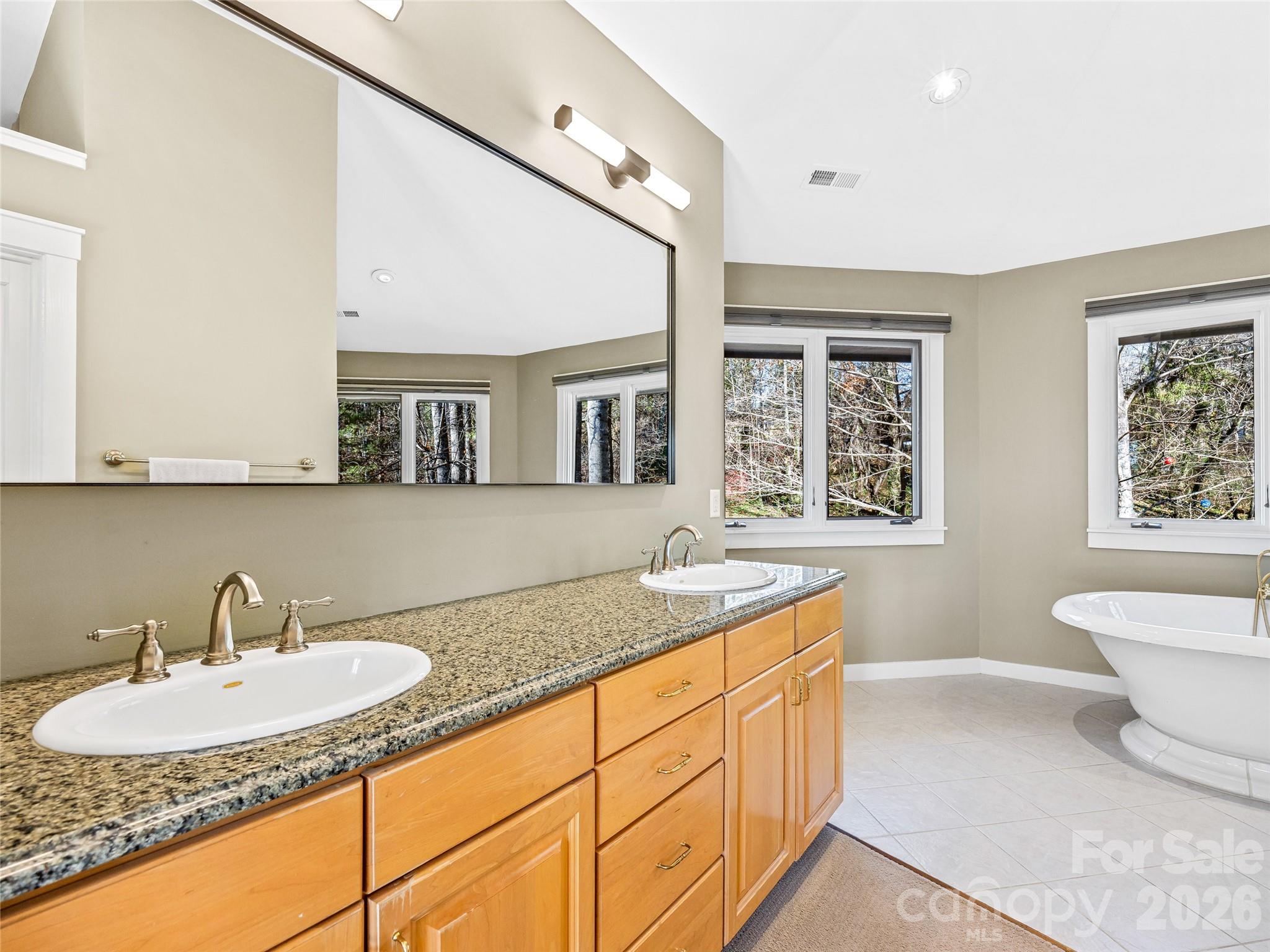 339 Beaverdam Road — Asheville