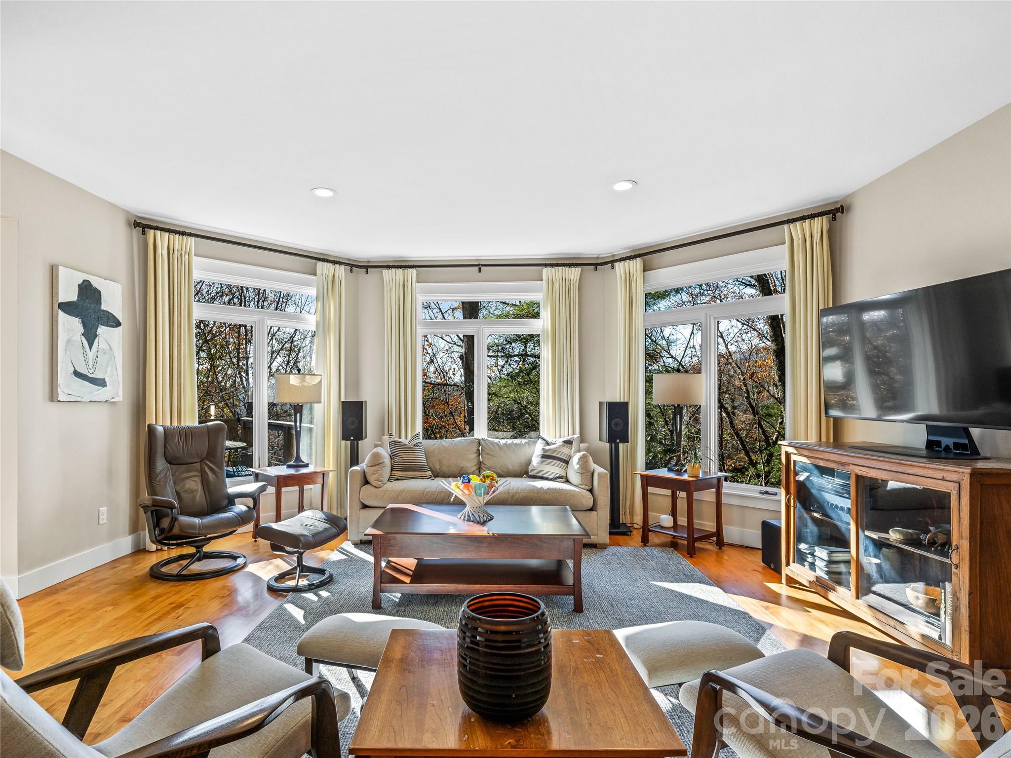 339 Beaverdam Road — Asheville