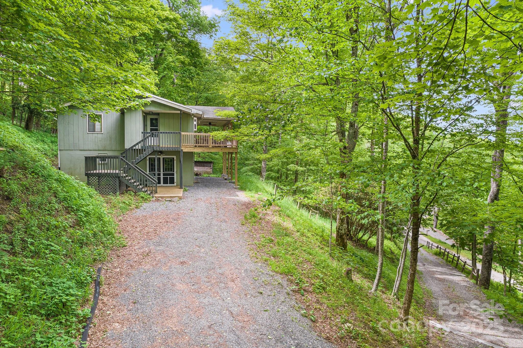 170 Lucas Lane — Mars Hill