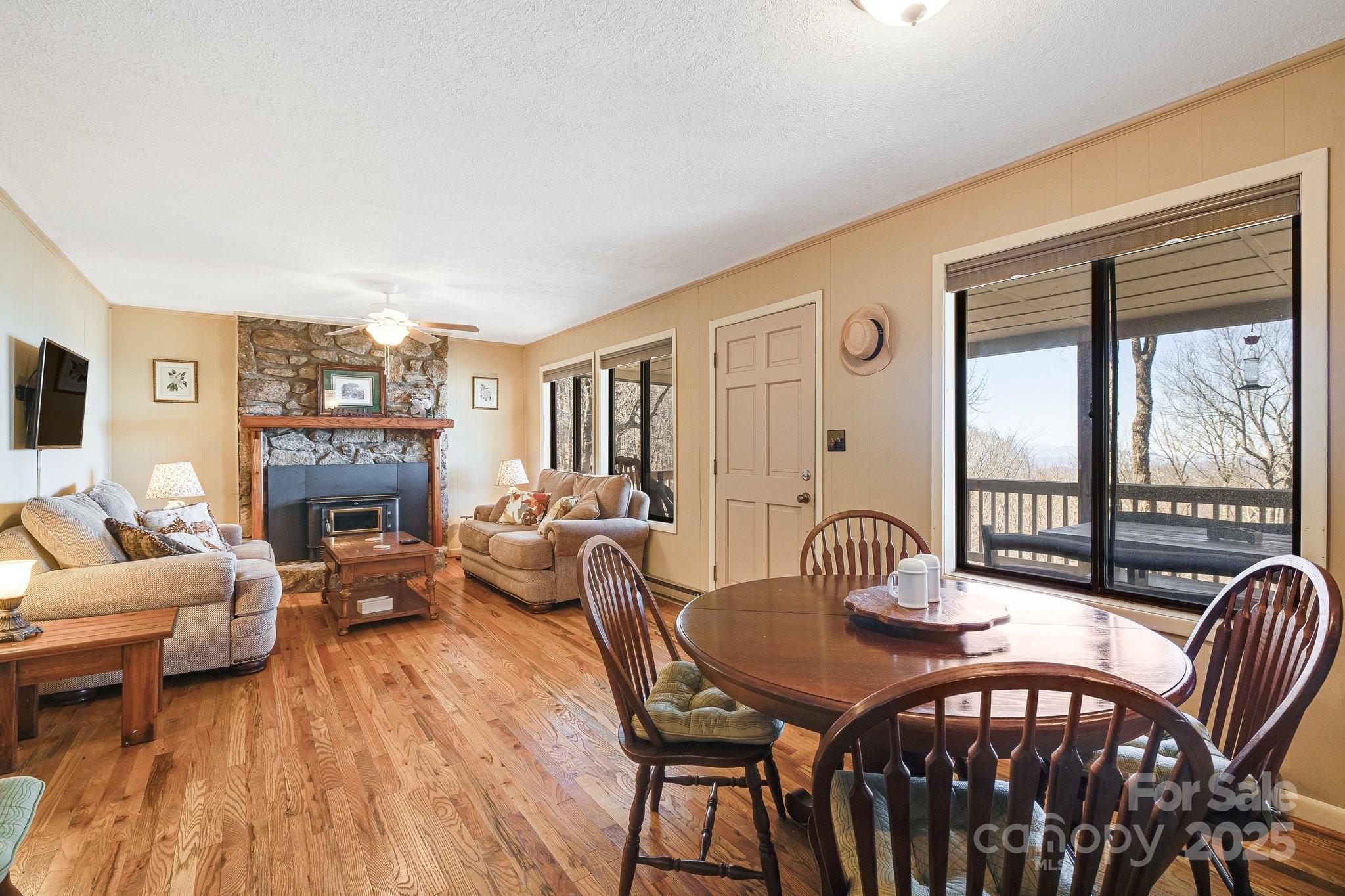 170 Lucas Lane — Mars Hill