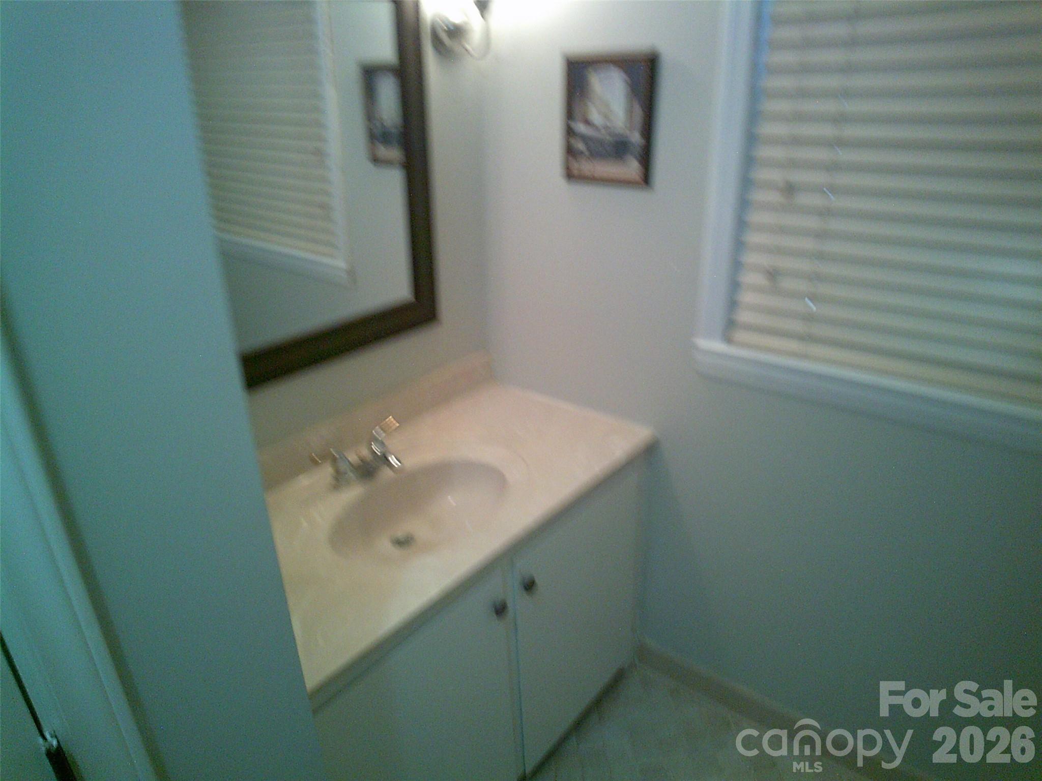 1339 Carmen Lane — Gastonia
