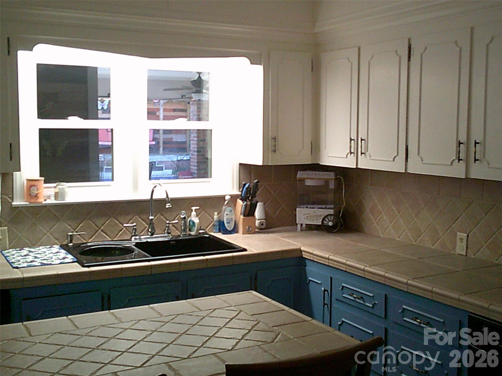 1339 Carmen Lane — Gastonia