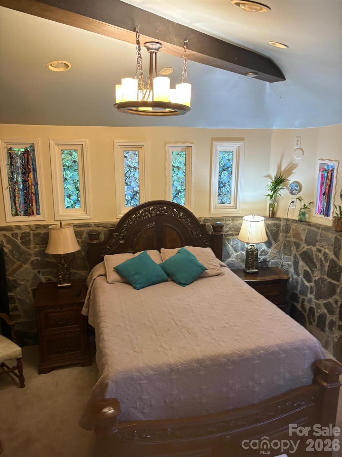 341 N Oak Street — Statesville